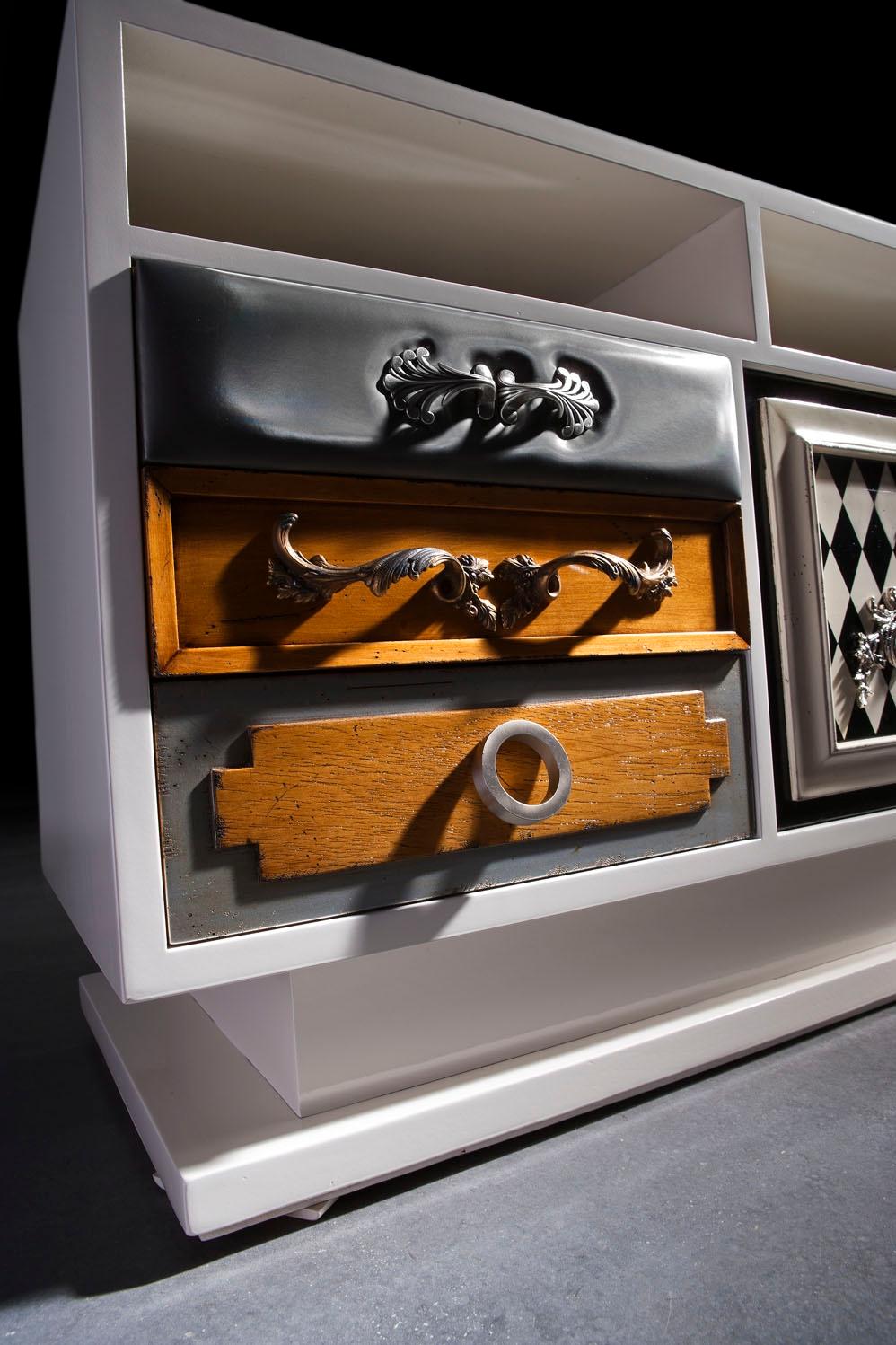 Punk-Sideboard 170 von Lola Glamour (Postmoderne) im Angebot
