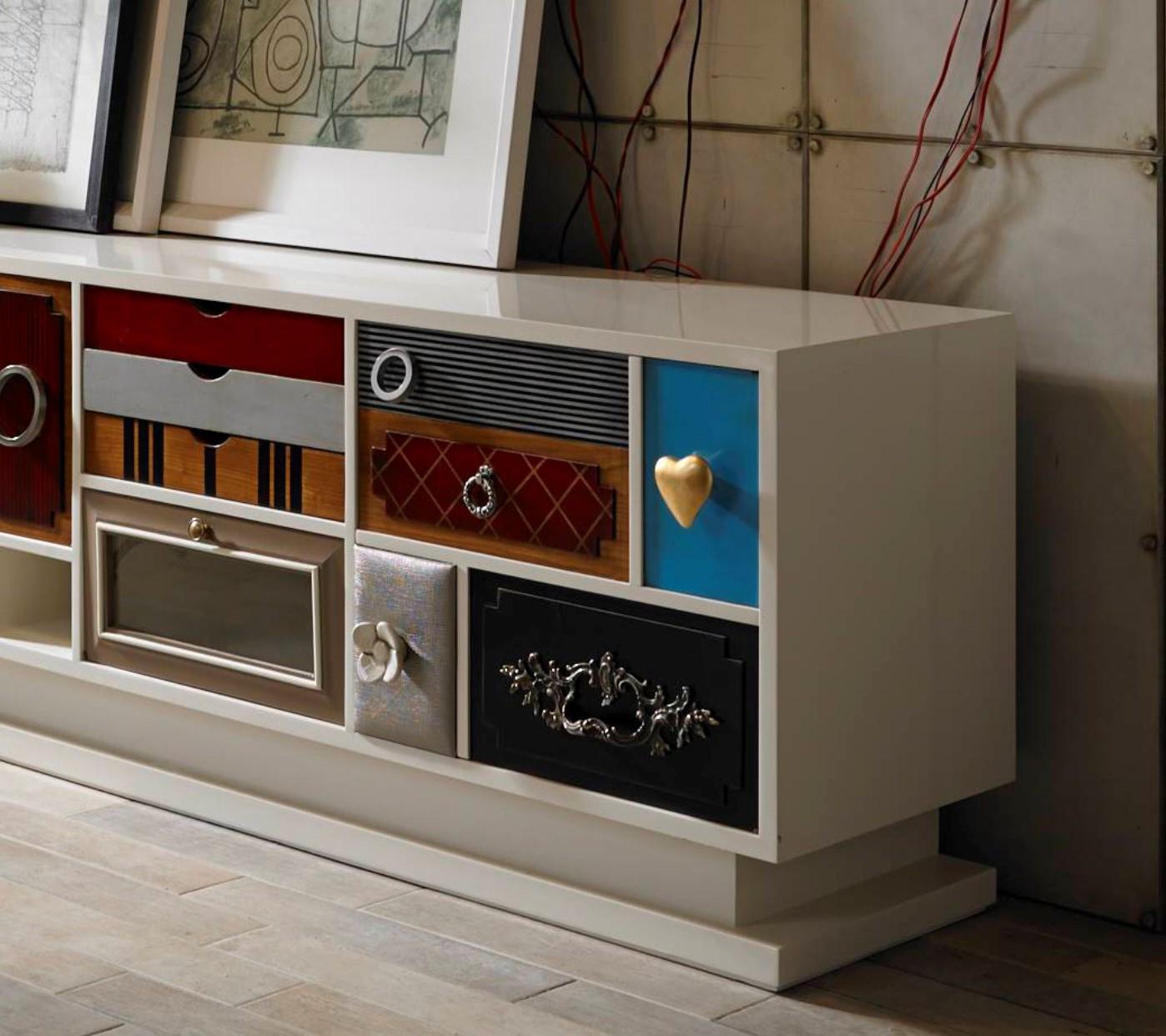 Punk-Sideboard 250 von Lola Glamour im Zustand „Neu“ im Angebot in Geneve, CH