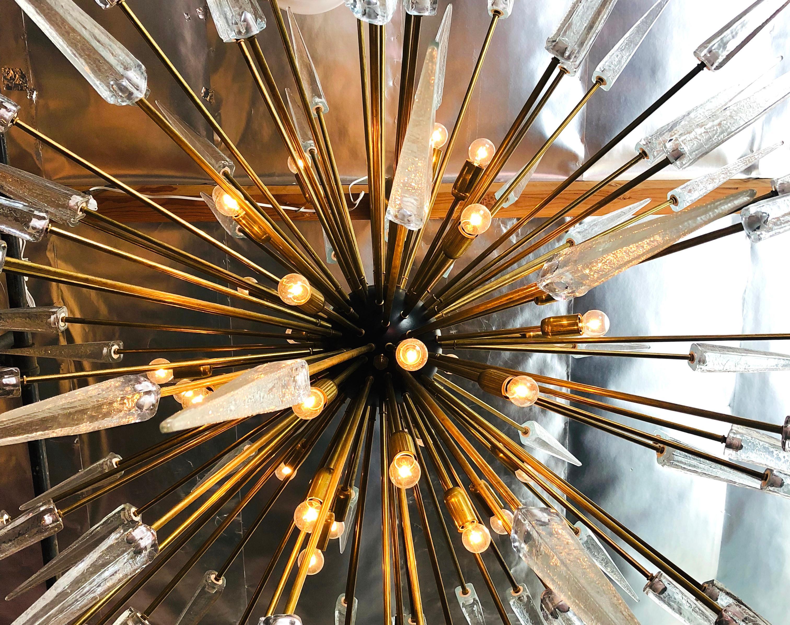Italiano Lampadario Puntali Sputnik di Fabio Ltd in vendita