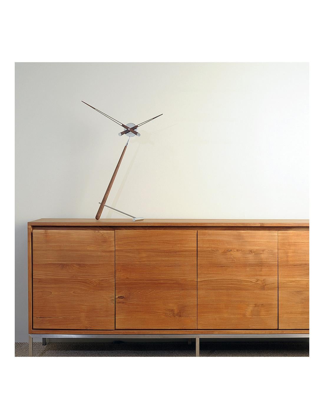 Modern Puntero N Table Clock For Sale