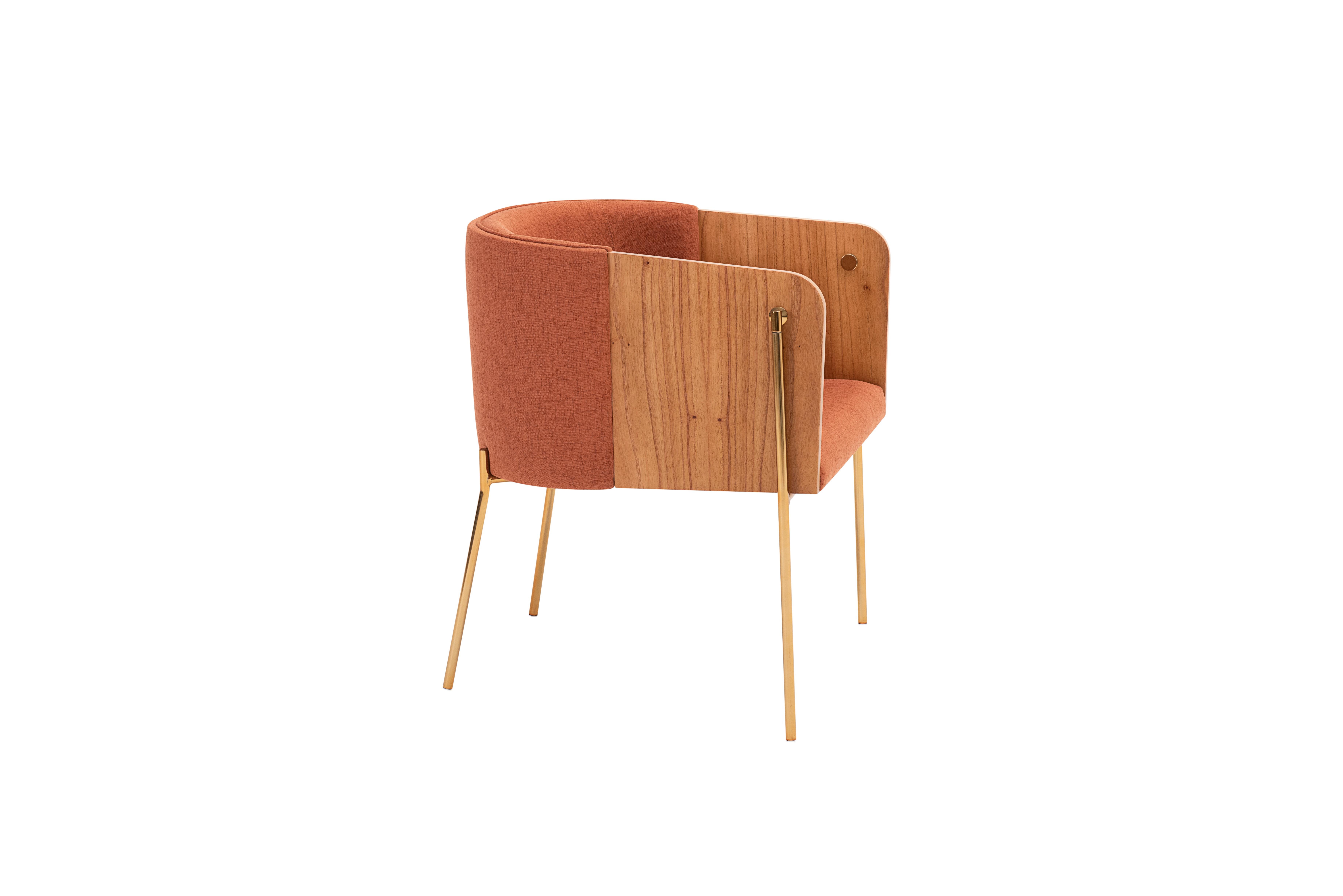 „Punto“ Sessel aus Holz, Multi-Laminat, gepolstert mit goldenen vier Füßen (Moderne) im Angebot