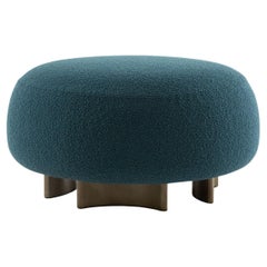 Puf de lana Bouclé Punto e Virgola de Morica Design