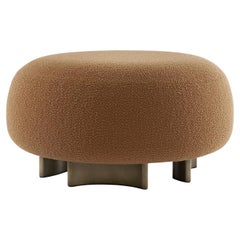 Punto e Virgola Karamellfarbener Pouf von Morica Design, Punto e Virgola