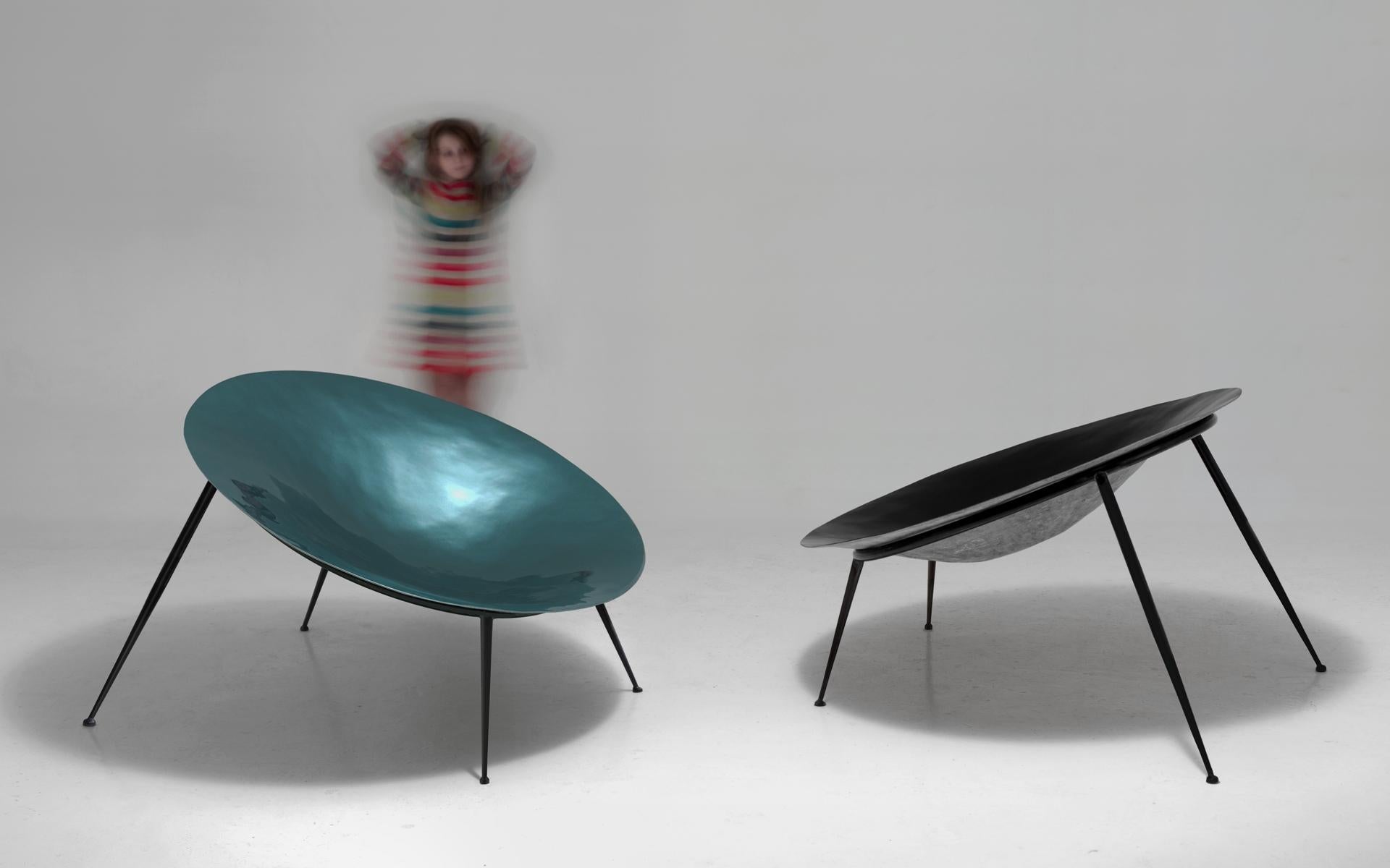 Pupik chair by Imperfettolab
Dimensions: 120 x 120 x H 82 cm
Materials: Fibreglass

Imperfetto Lab
Who we are ? We are a family.
Verter Turroni, Emanuela Ravelli and our children Elia, Margherita and Eusebio.
All together, we are separate