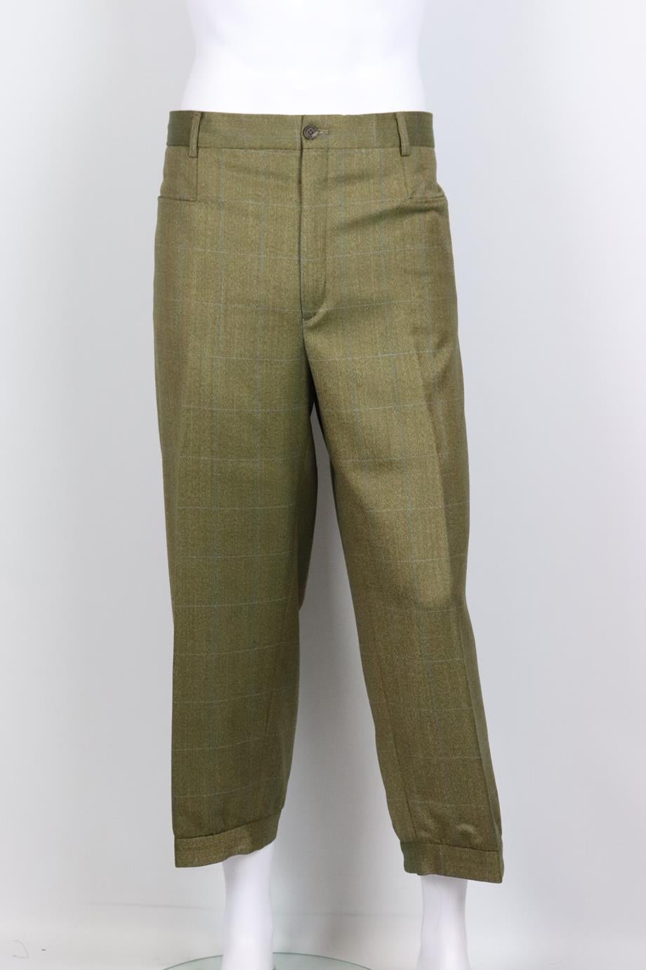 Purdey men's checked wool blend tweed pants. Green and red. Button and zip fastening at front. 100% Wool; lining: 100% viscose. Size: XXLarge (IT 54, EU 54, UK/US Waist 38). Waist: 39.5 in. Hips: 46 in. Length: 34.6 in. Inseam: 24.5 in. Rise: 12.25