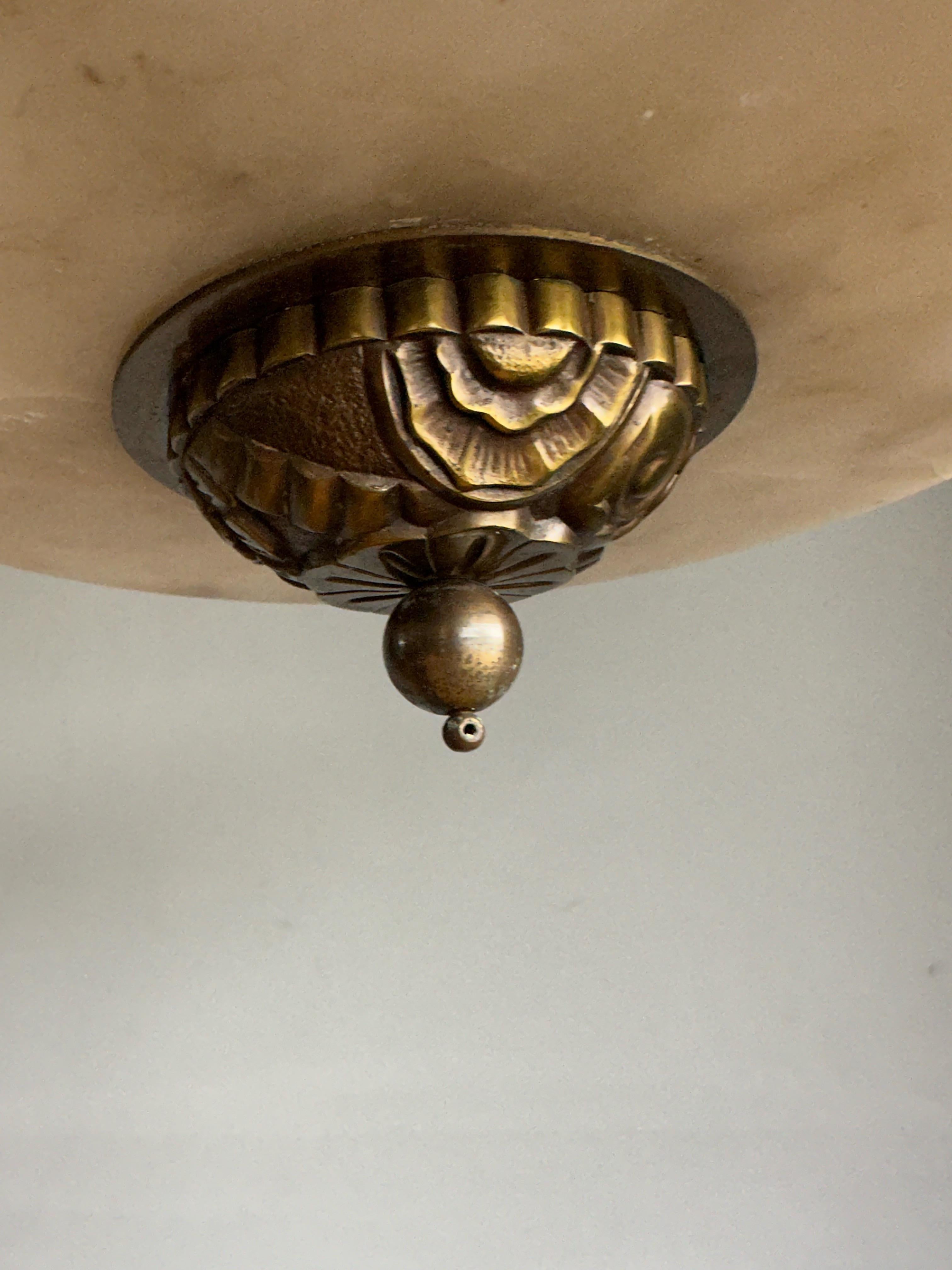 Pure Art Deco Alabaster Pendant Light with Unique Bronze Hanging and Canopy In Good Condition For Sale In Lisse, NL