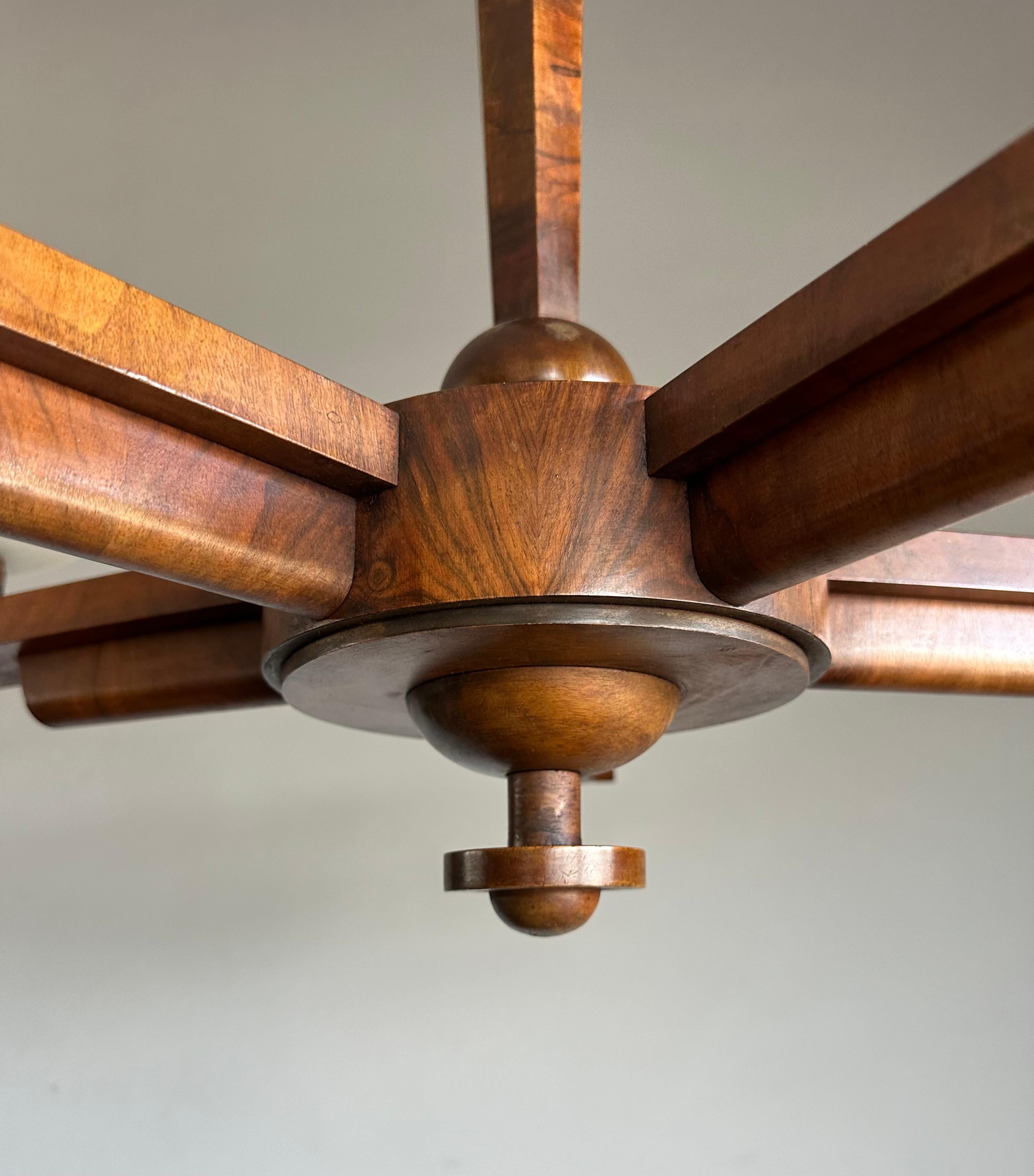 20th Century Pure Art Deco Design Nutwood and Five Alabaster Shades Pendant Light, Chandelier