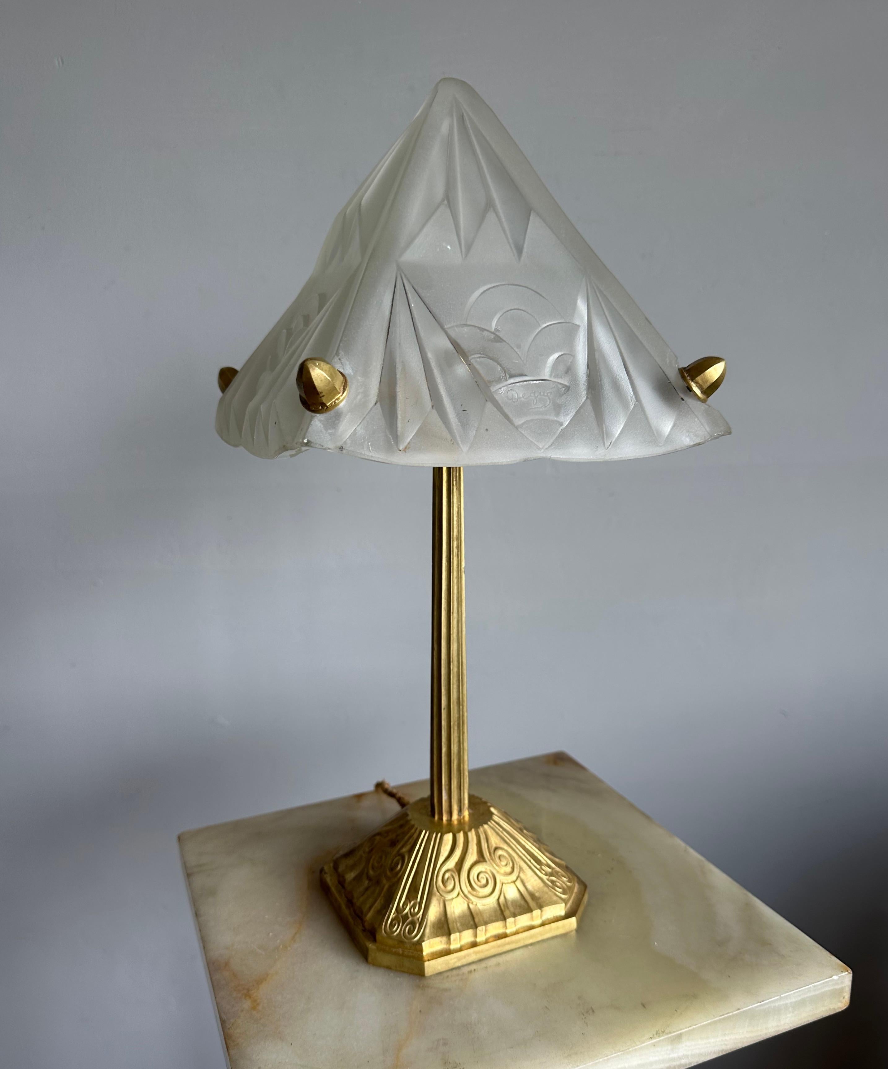 Pure Art Deco Desk / Table Lamp, Glass Shade On A Gilt Bronze Base Signed Degue For Sale 10