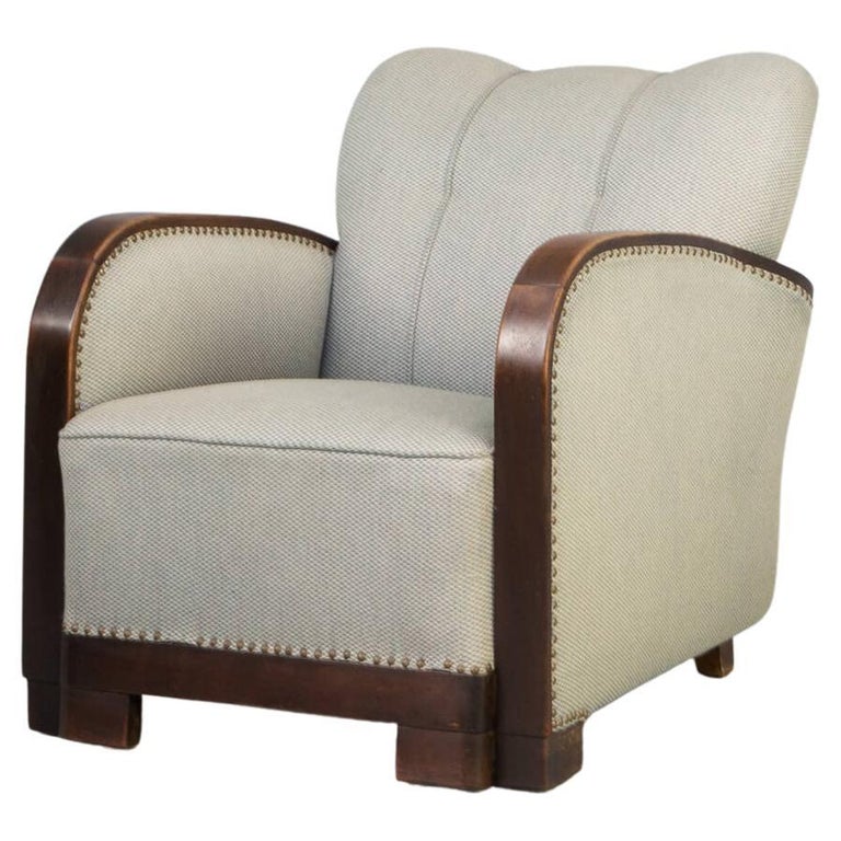 Pure Art Deco Luxury Lounge Fauteuil For Sale at 1stDibs