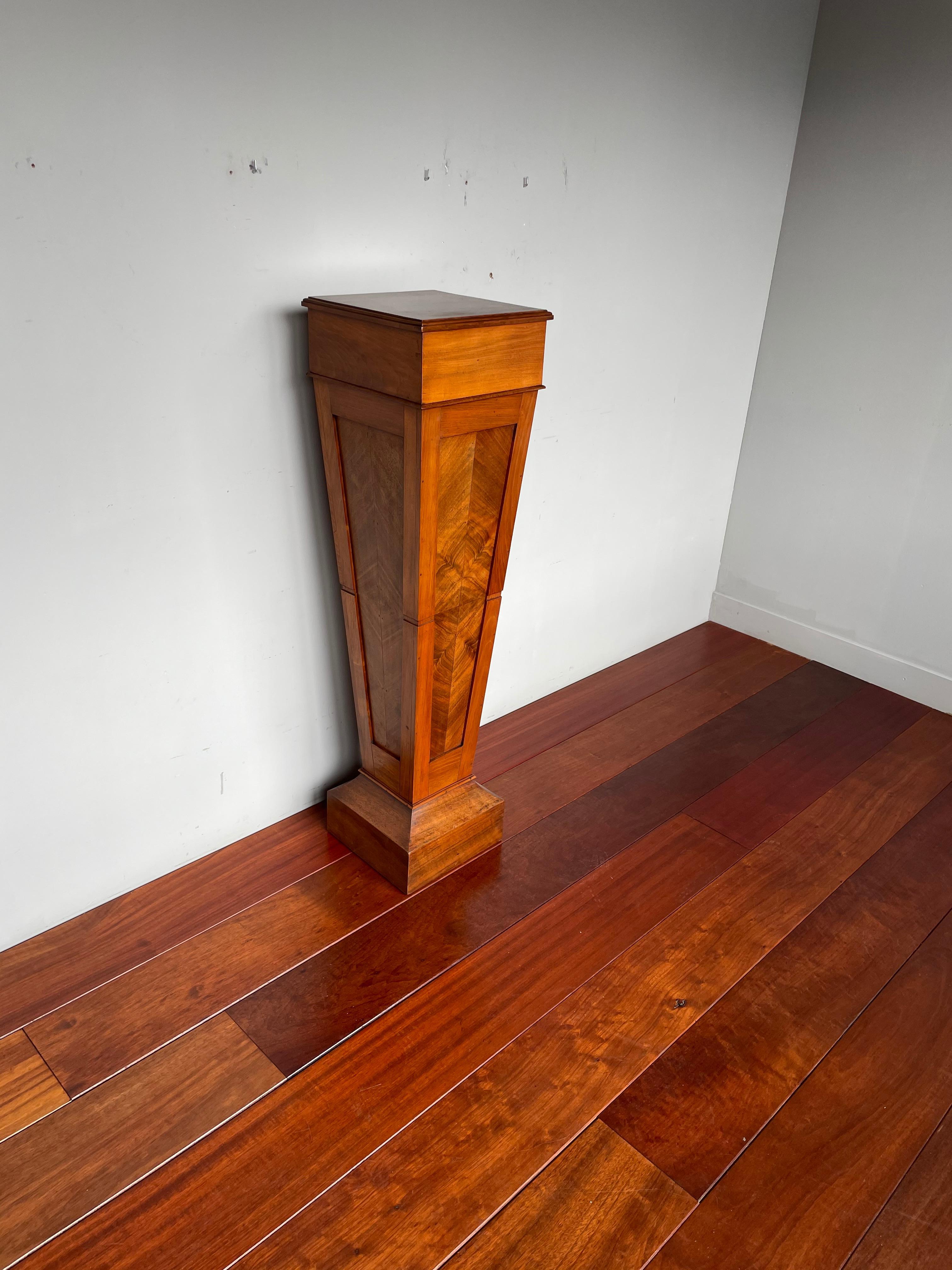20th Century Pure Art Deco Teakwood Pedestal / Sculpture Stand for a Bust Sculpture Vase Etc.