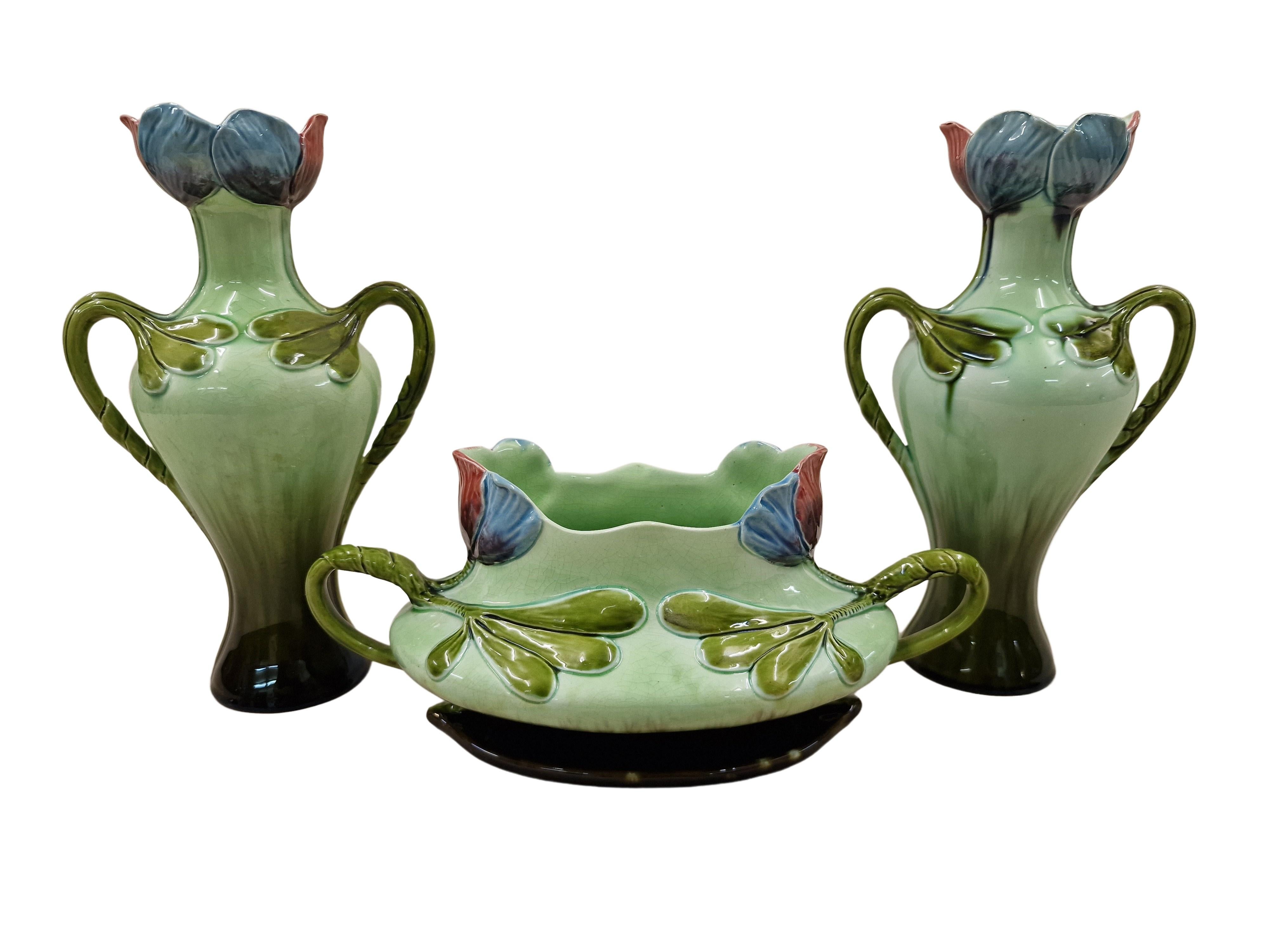 reines Jugendstil-Set: zwei Blumenvasen und Jardiniere-Töpfe, Julius Dressler, 1900 3