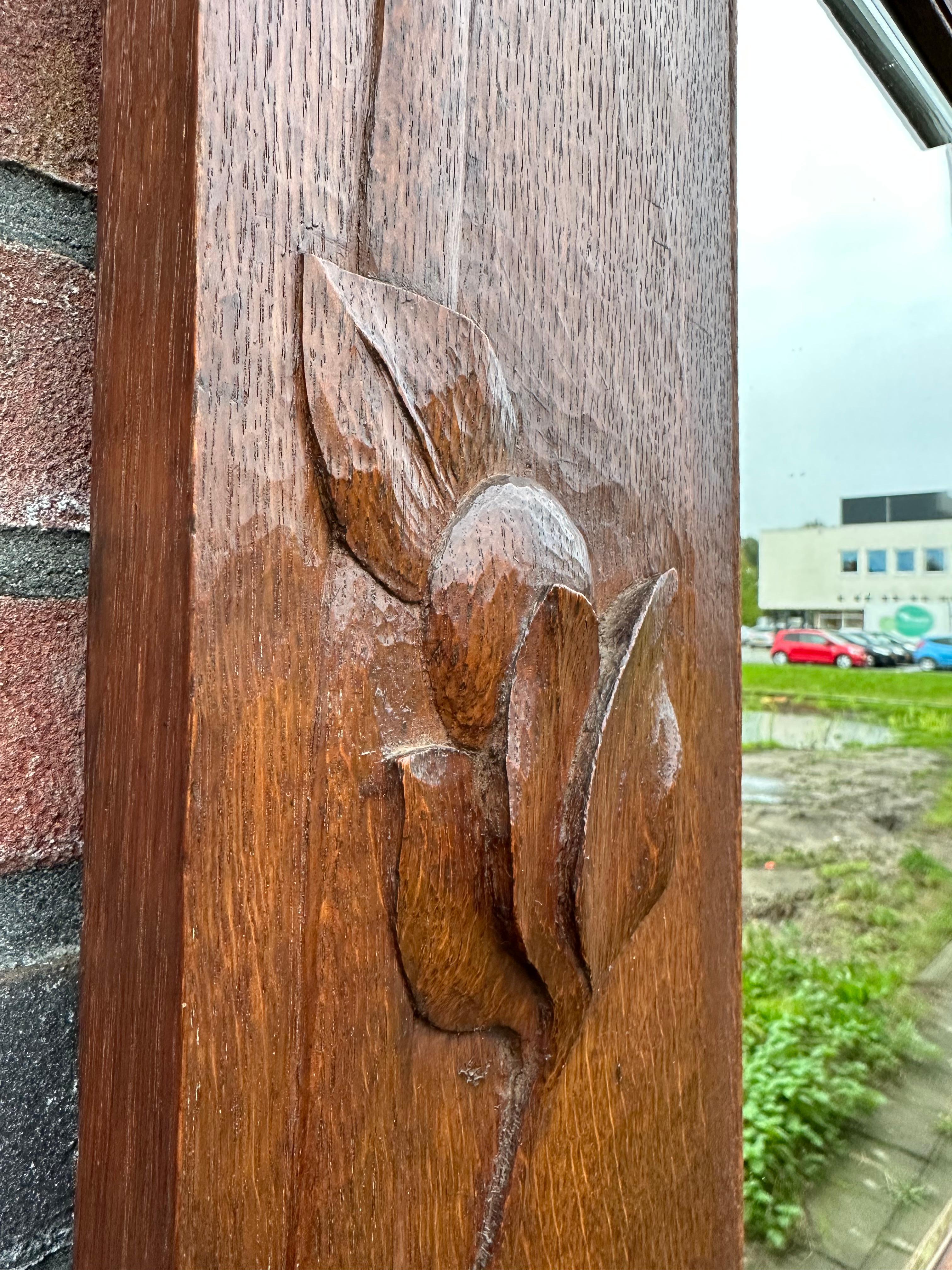 Pure Arts & Crafts Wooden Wall / Fireplace Mirror w. Amazing Hand Carved Plants For Sale 3