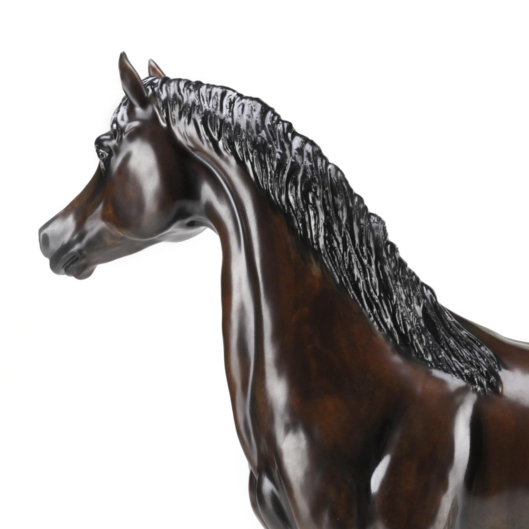 Italiano Scultura di cavallo di razza in vendita