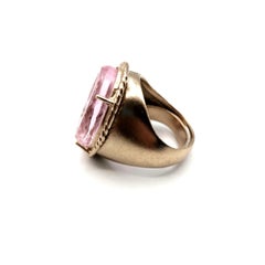 Bague en bronze pur et verre de Murano rose, par Patrizia Daliana