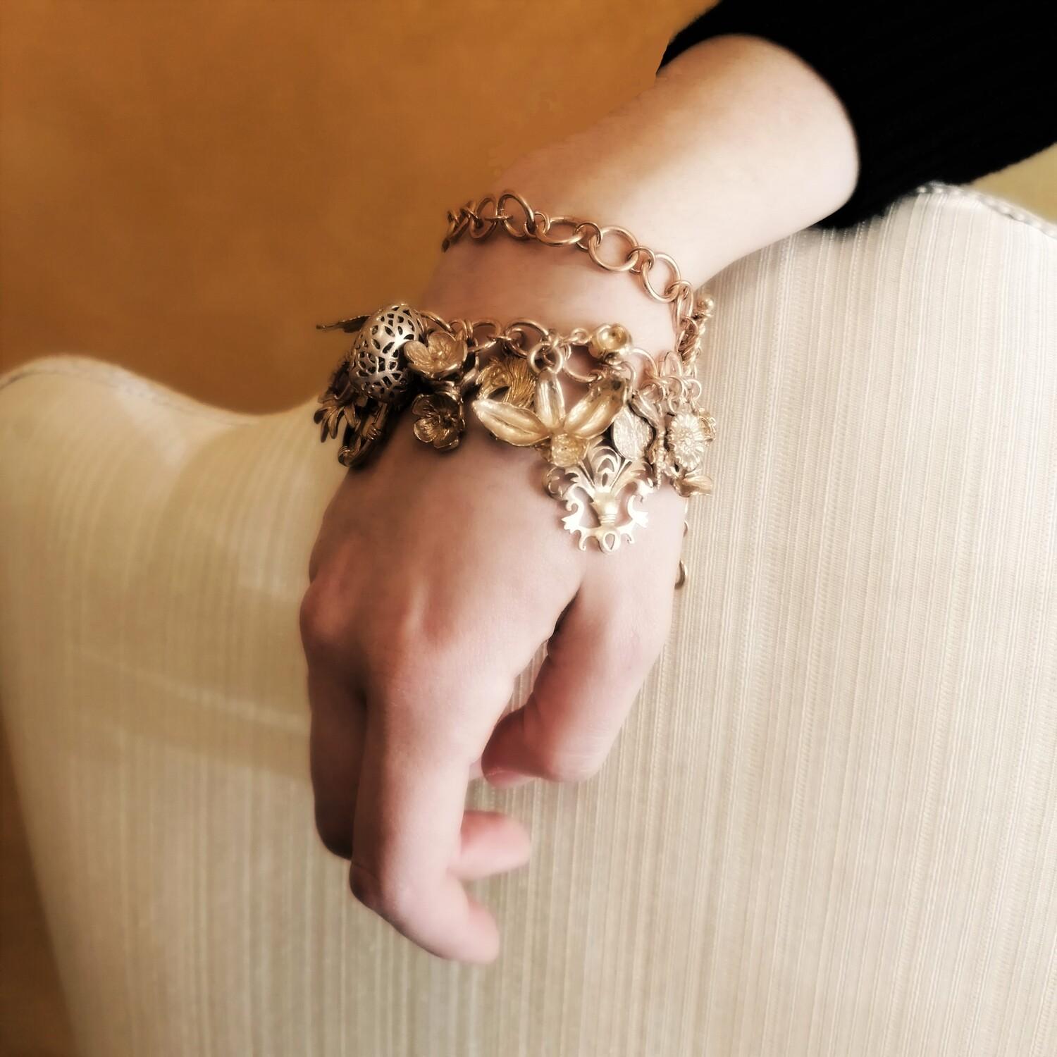 Collier/bracelet « Charm » en bronze pur de Patrizia Daliana Pour femmes en vente