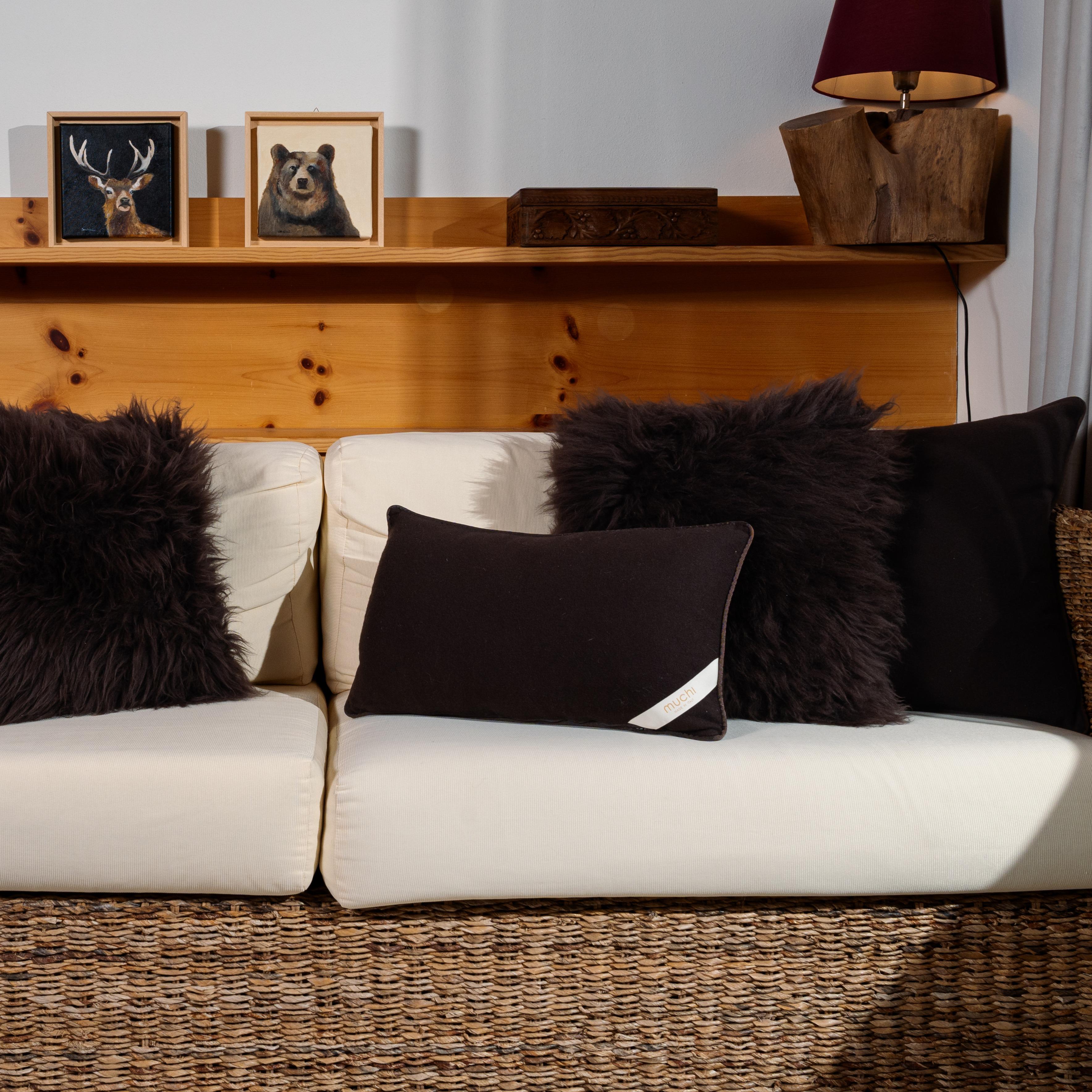 Braunes Lendenkissen aus reinem Kaschmir von Muchi Decor, hergestellt in Italien (Handgefertigt) im Angebot
