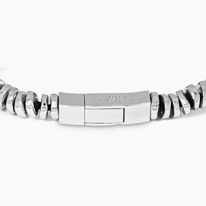 Perlenarmband aus Sterlingsilber mit reinem Click-Schliff, Größe M im Zustand „Neu“ im Angebot in Fulham business exchange, London