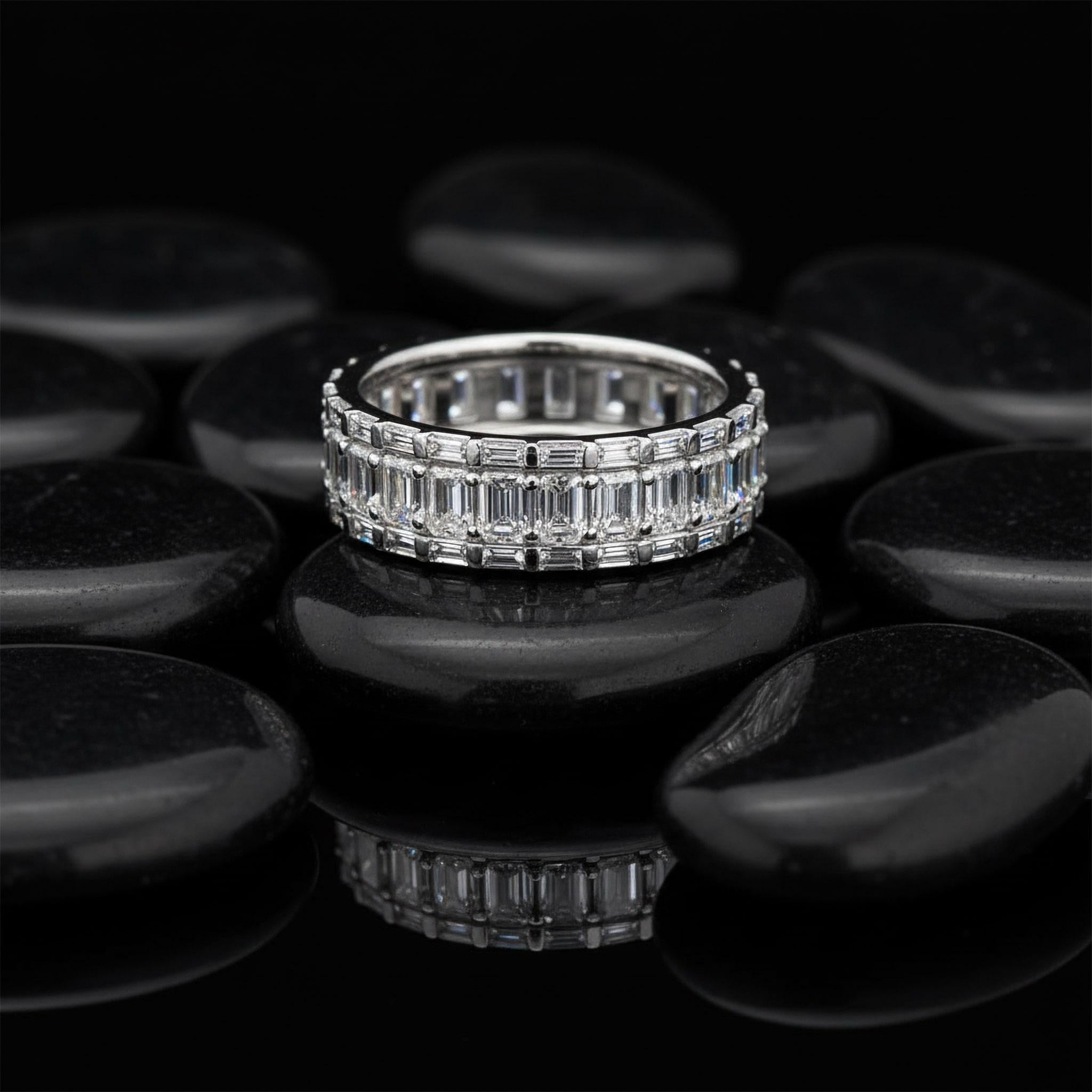 in vendita:  Anello Eternità con Diamante Baguette in Oro Bianco 18 carati Pure Essence 3