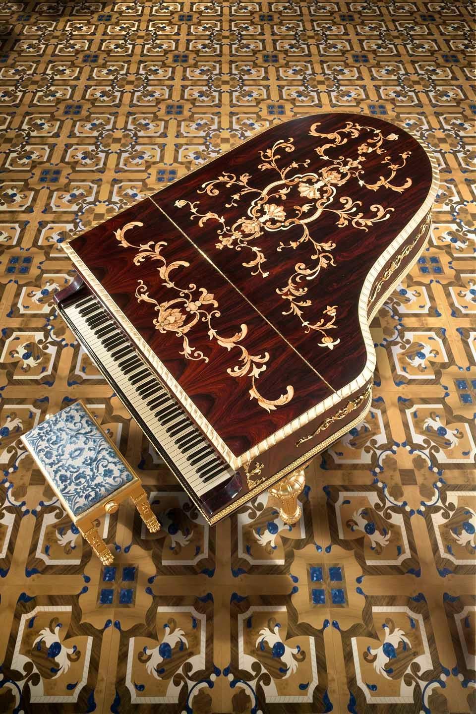Pure Gold Piano Stool with Blue Damask by Modenese Gastone Interiors In New Condition For Sale In PADOVA, Italy
