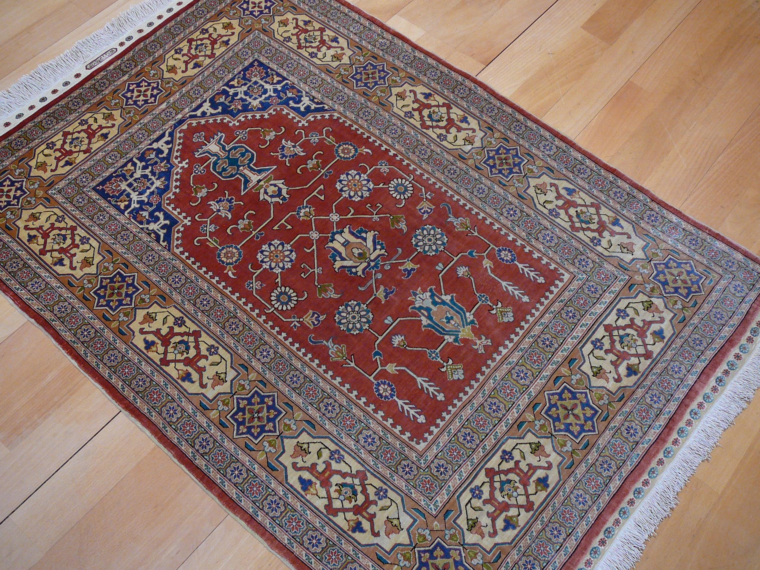 Islamic Pure silk Hereke Ozipek Prayer rug For Sale