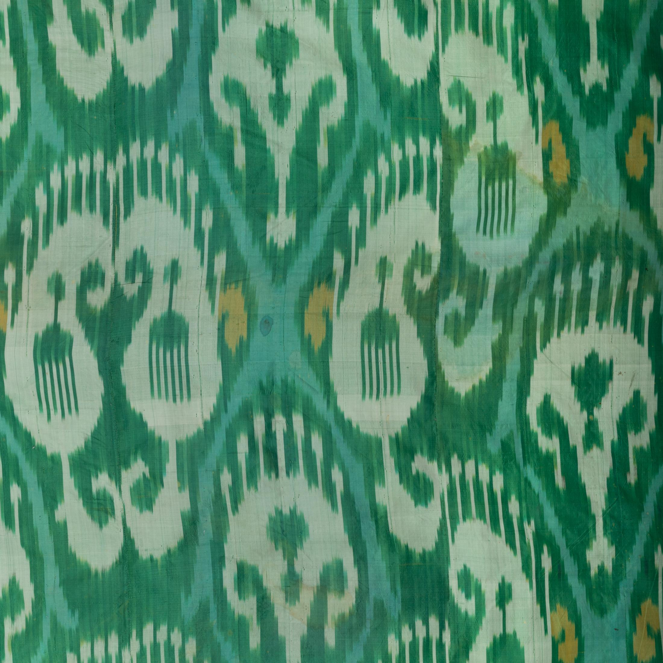 Ikat-Tafel aus reiner Seide, frühes 20. Jahrhundert, Usbekistan im Angebot 4