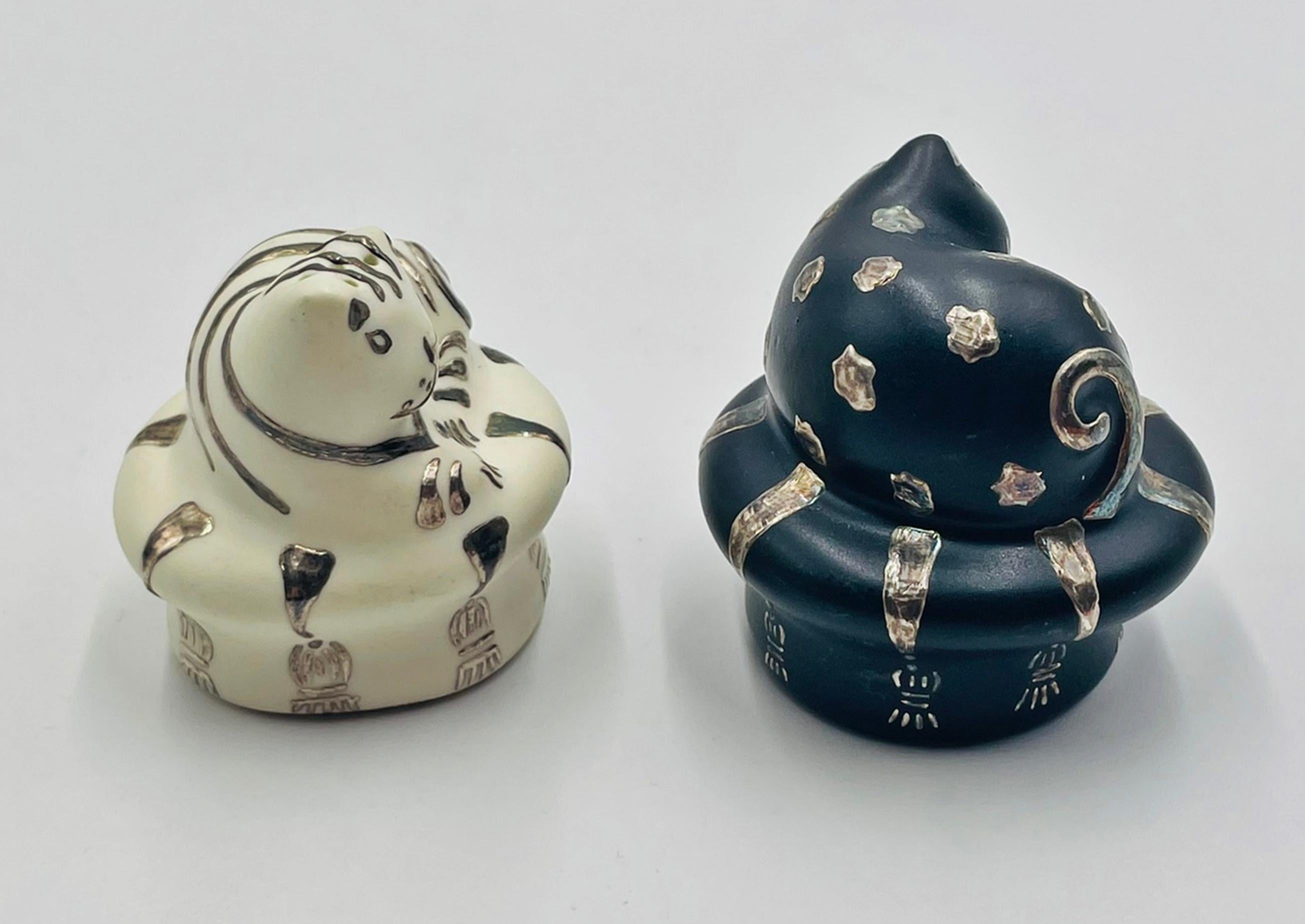 Salero y Pimentero Gato de Plata Pura y Porcelana de Emilia Castillo Moderno en venta