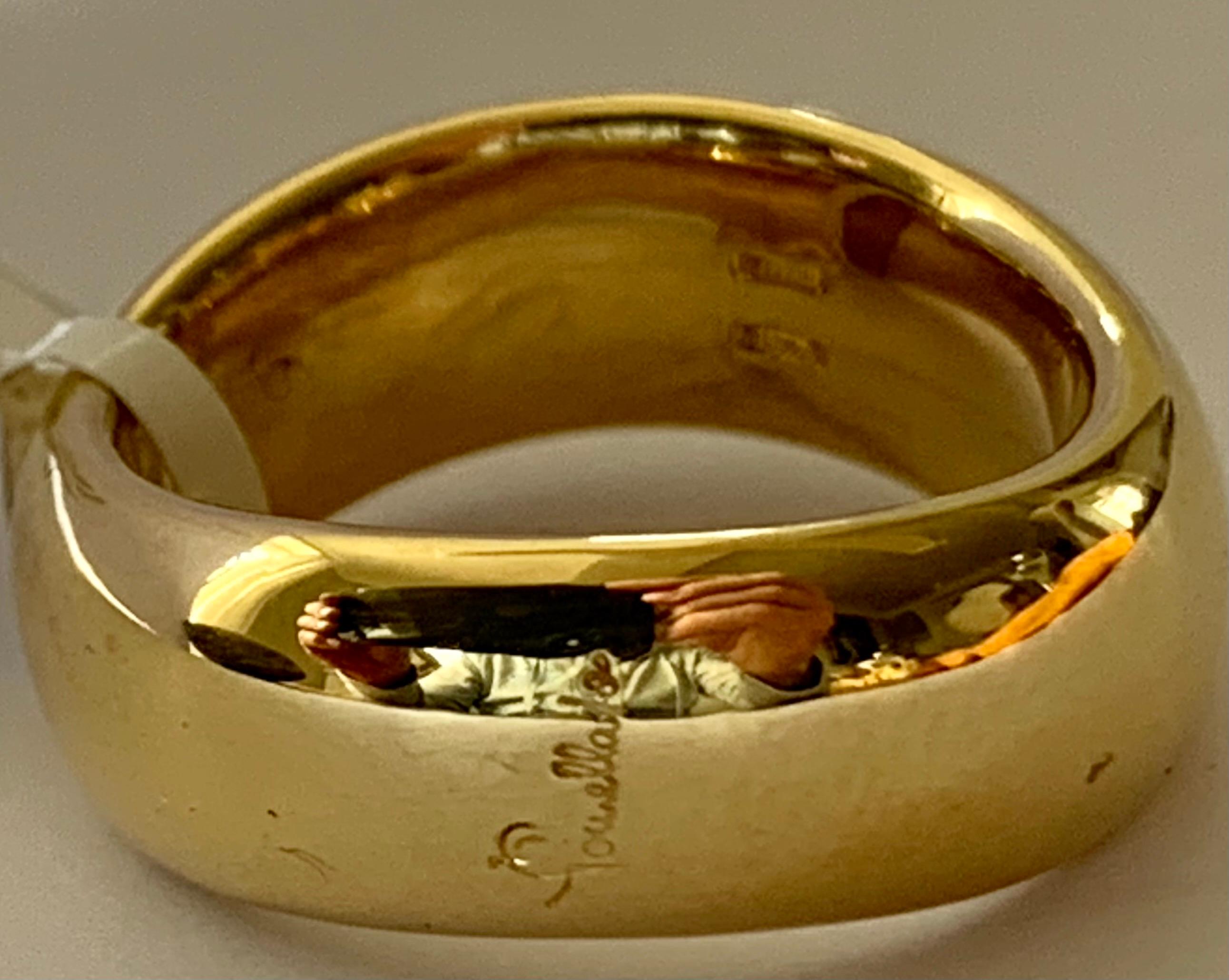 Contemporary Pure Simplicity 18 Karat Yellow Gold Ring Pomellato