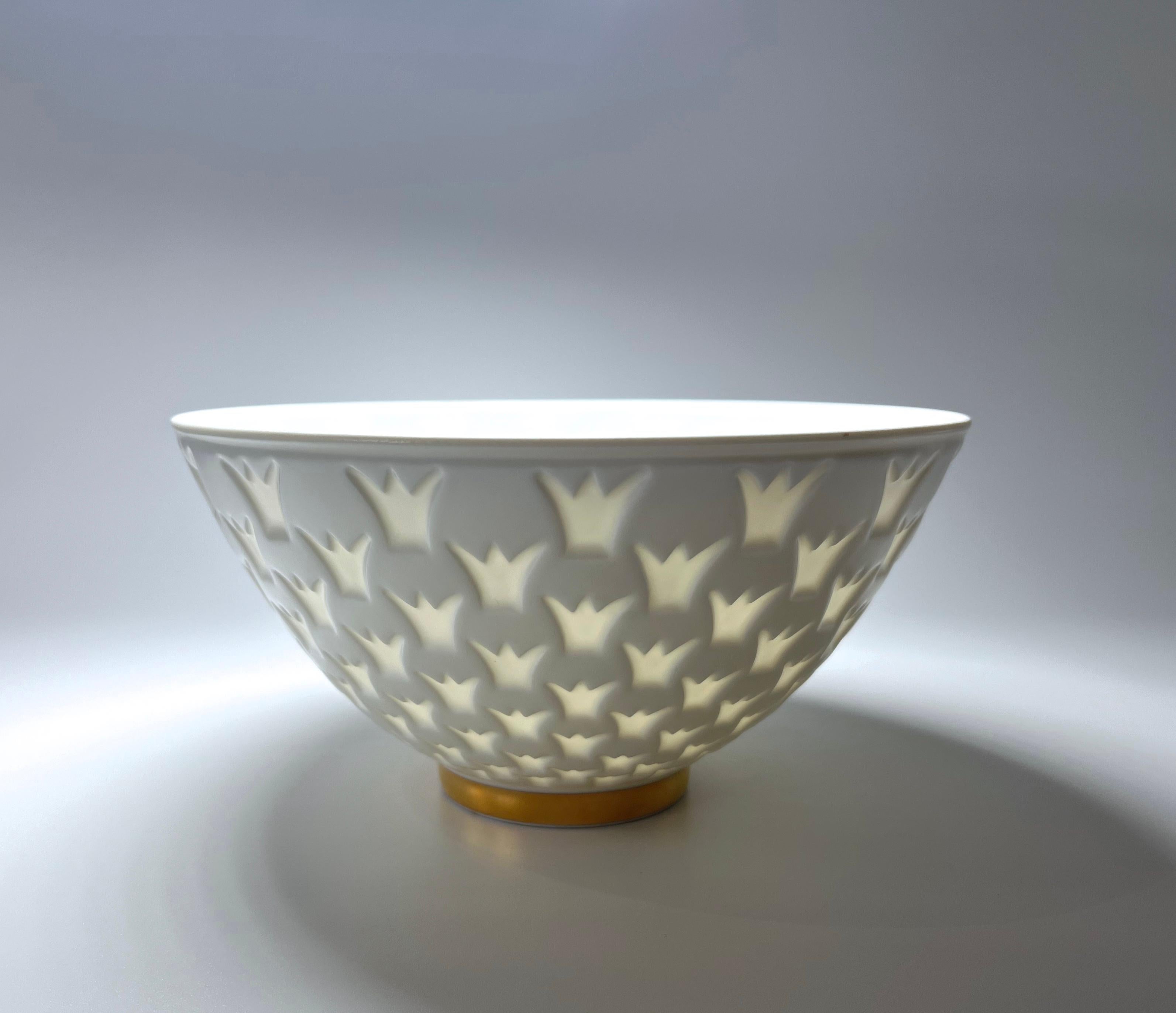 Glazed Pure White And Gold, Crown Bowl Set By Gunnar Nylund For Rörstrand, Sweden For Sale