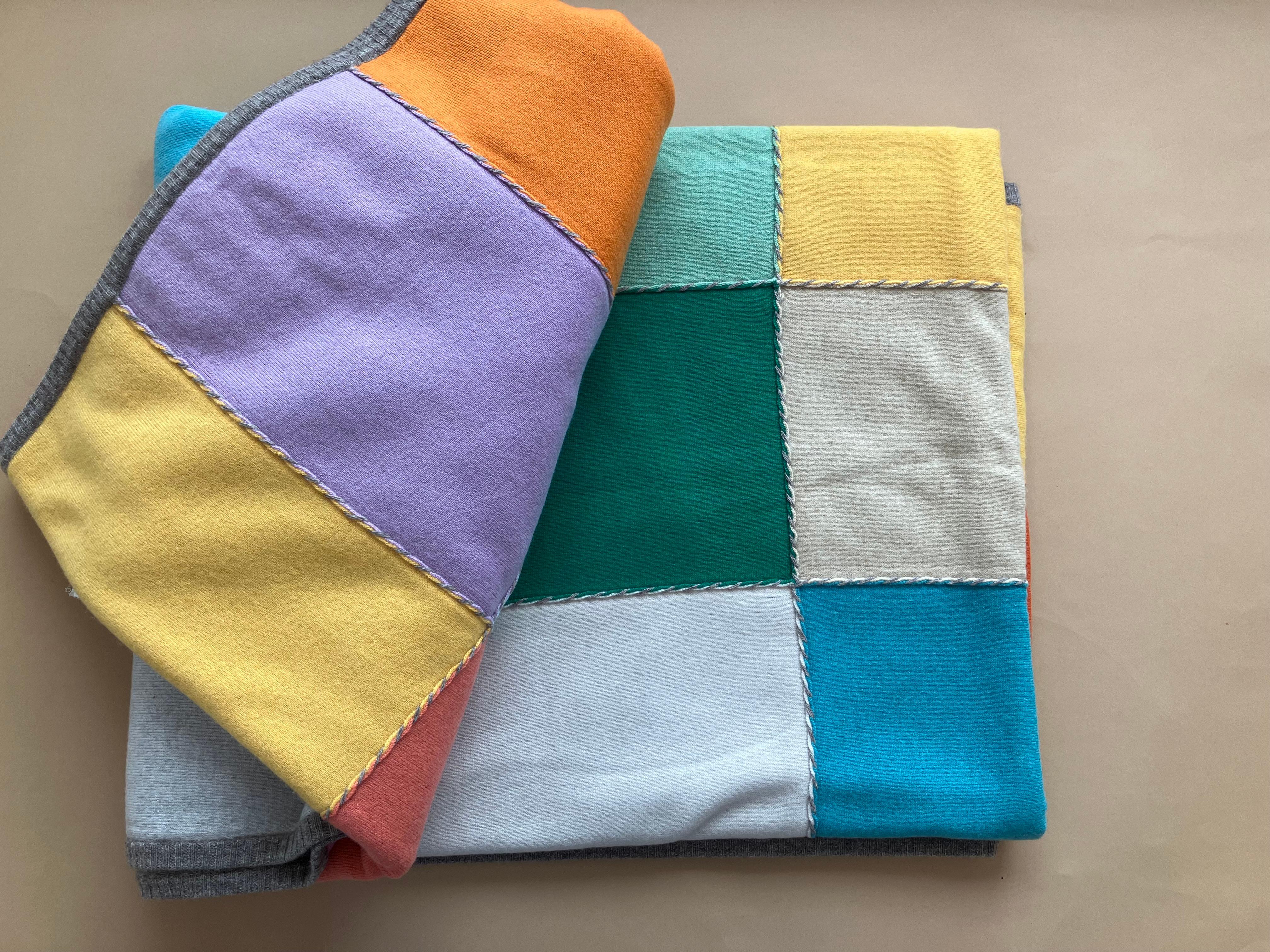 Corte di Kel (made in Perugia, Italy): 100％ Pure Scottish White Cashmere Blanket In New Condition For Sale In Shibuya City, Tokyo