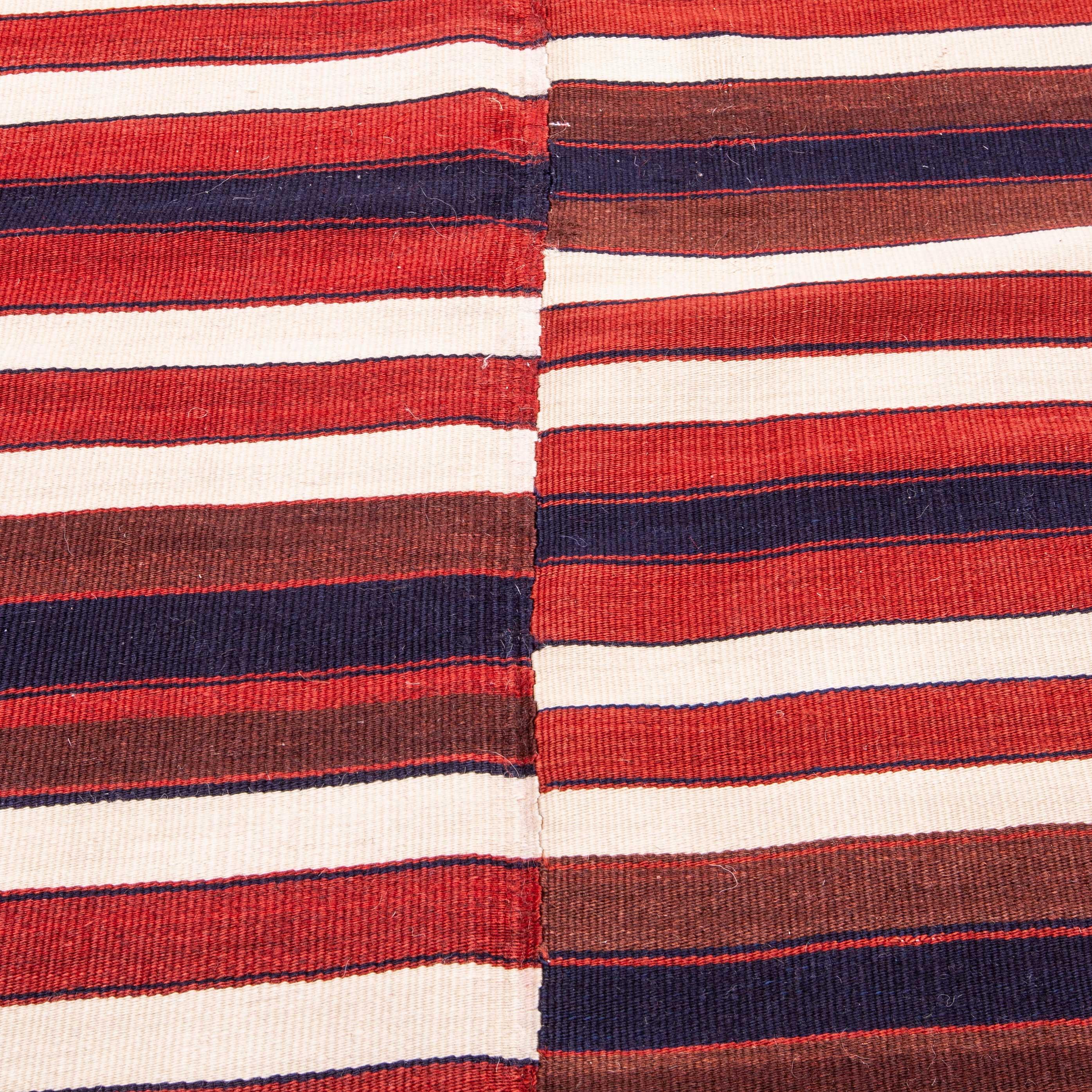 Hand-Woven Pure Wool Eastern Anatolian Kilim, Late 19th-Early 20th Century