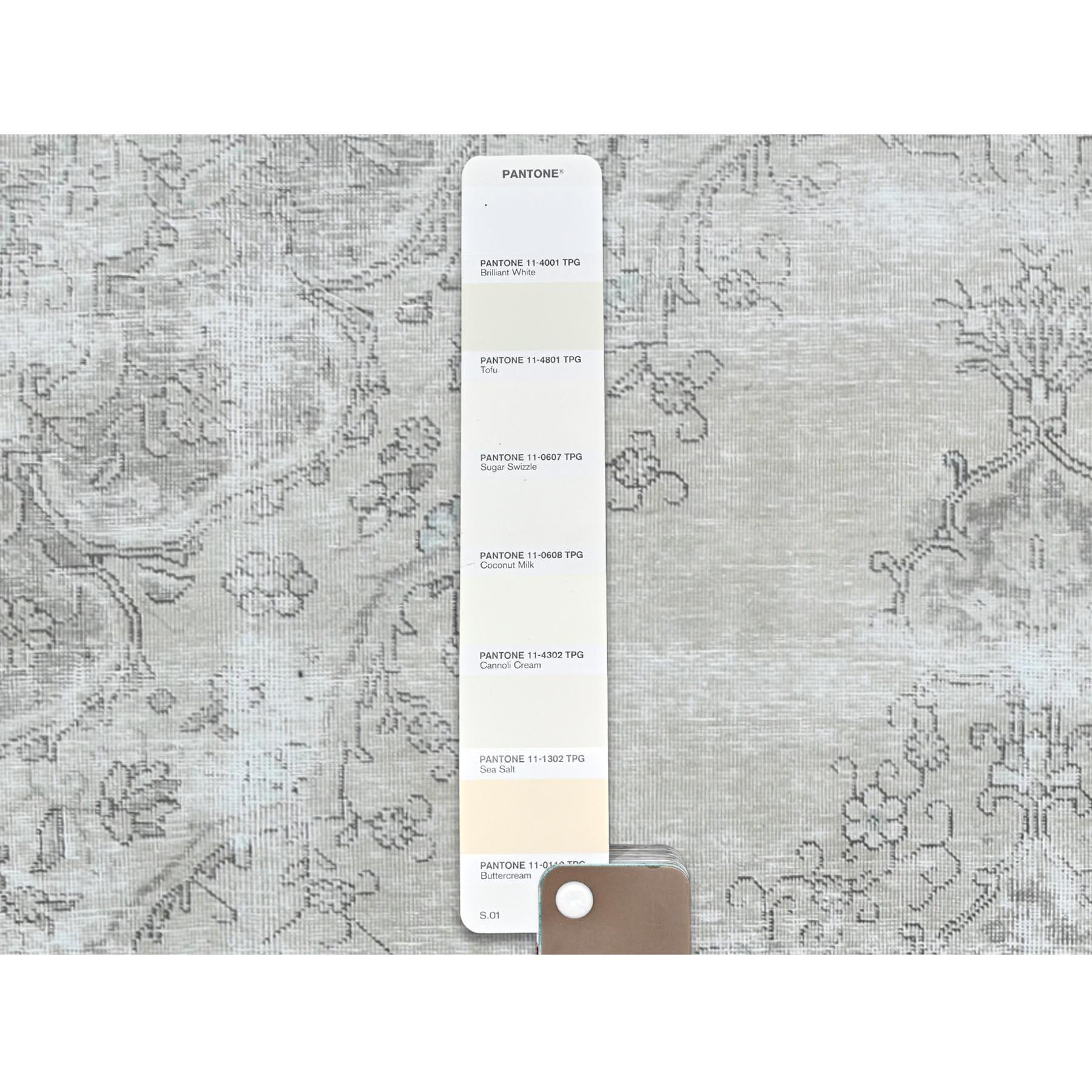 Tappeto in pura lana persiano Tabriz Vintage Pulito con alcune parti di usura Bellissimo tappeto in vendita 1