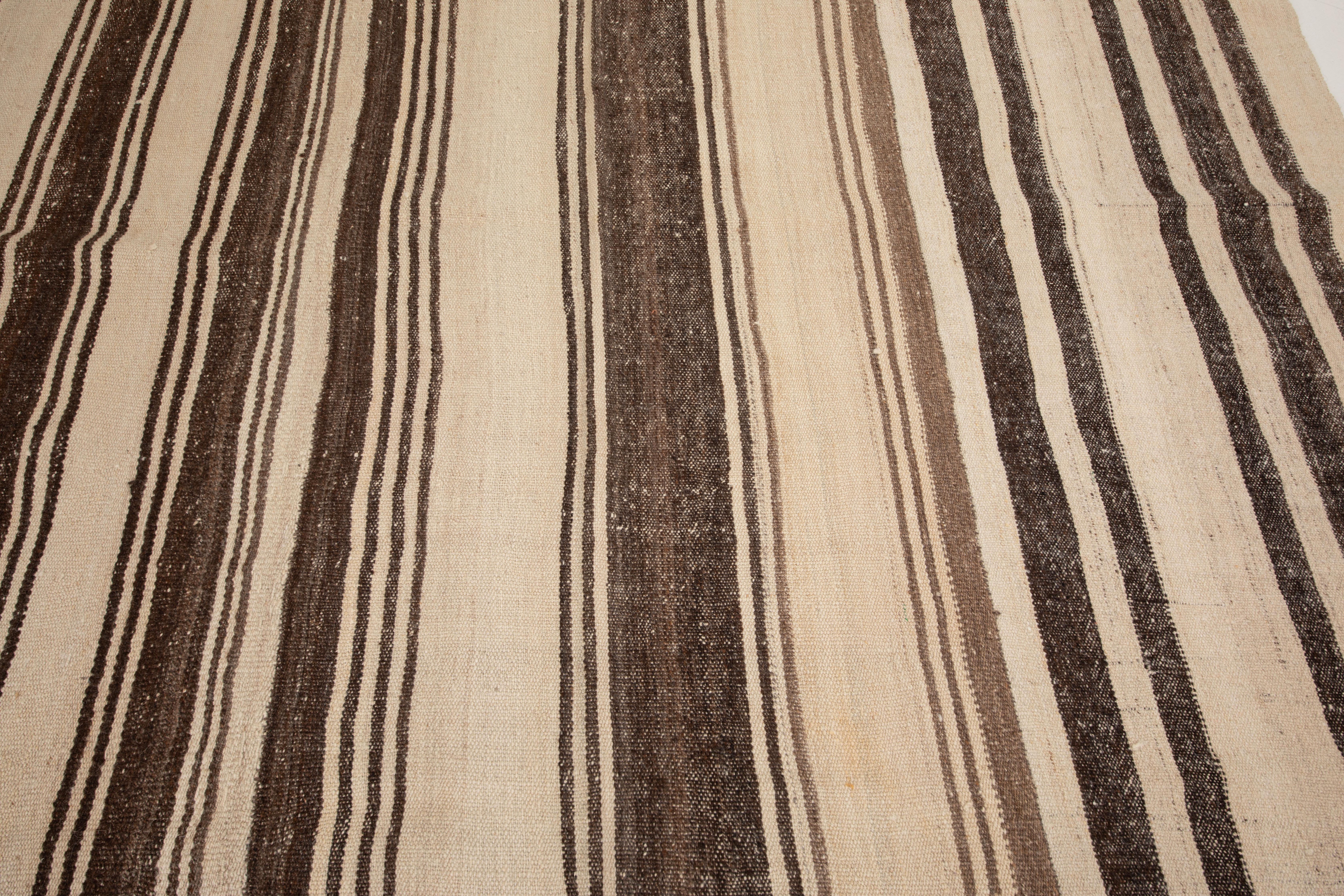 Kilim vintage de pura lana de Anatolia Central, Turquía, mediados del siglo XX Lana en venta