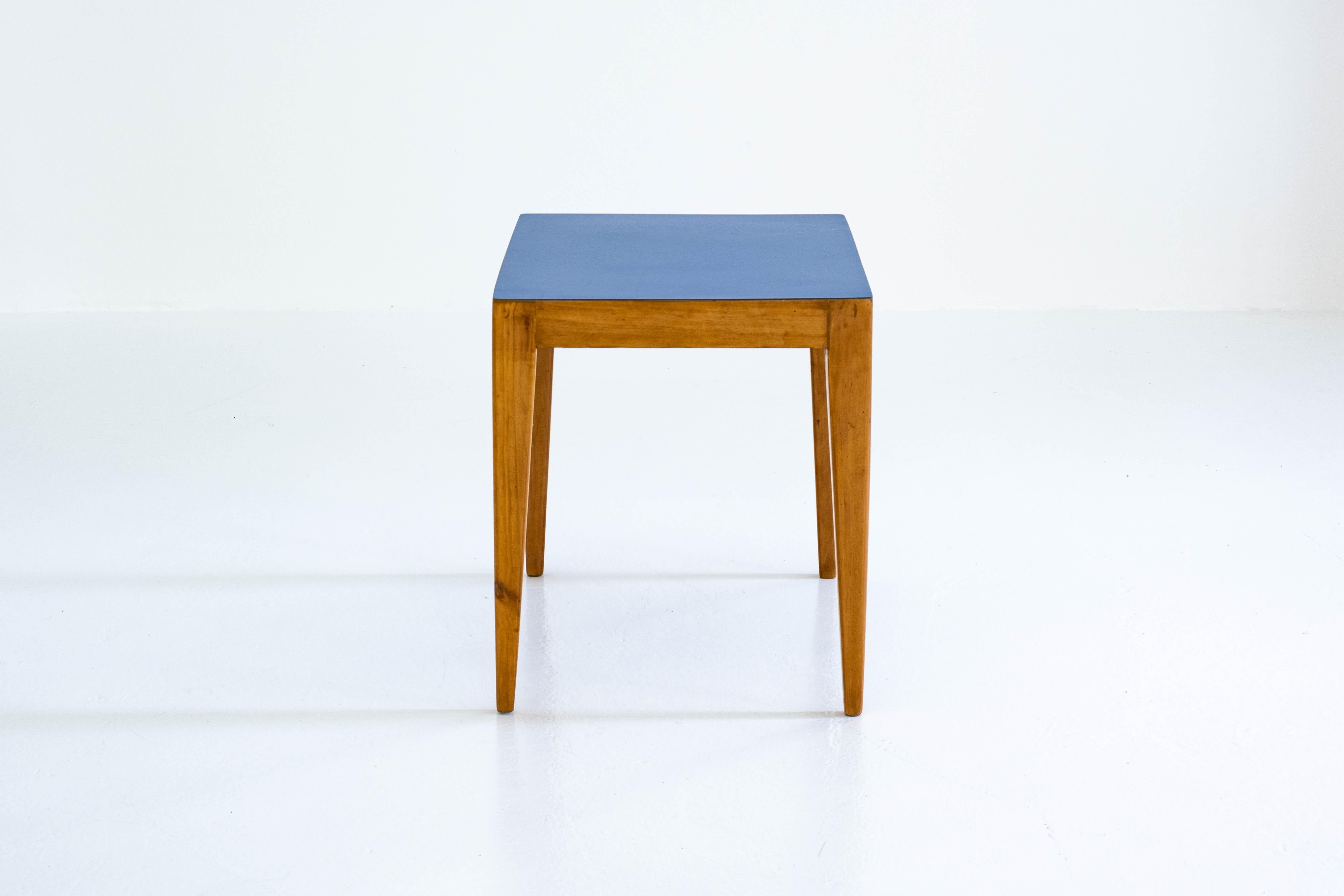 Puristic, Mediterranean Blue Top, Side Table Attr. to Gio Ponti, Italy, 1960s In Good Condition In Munster, NRW