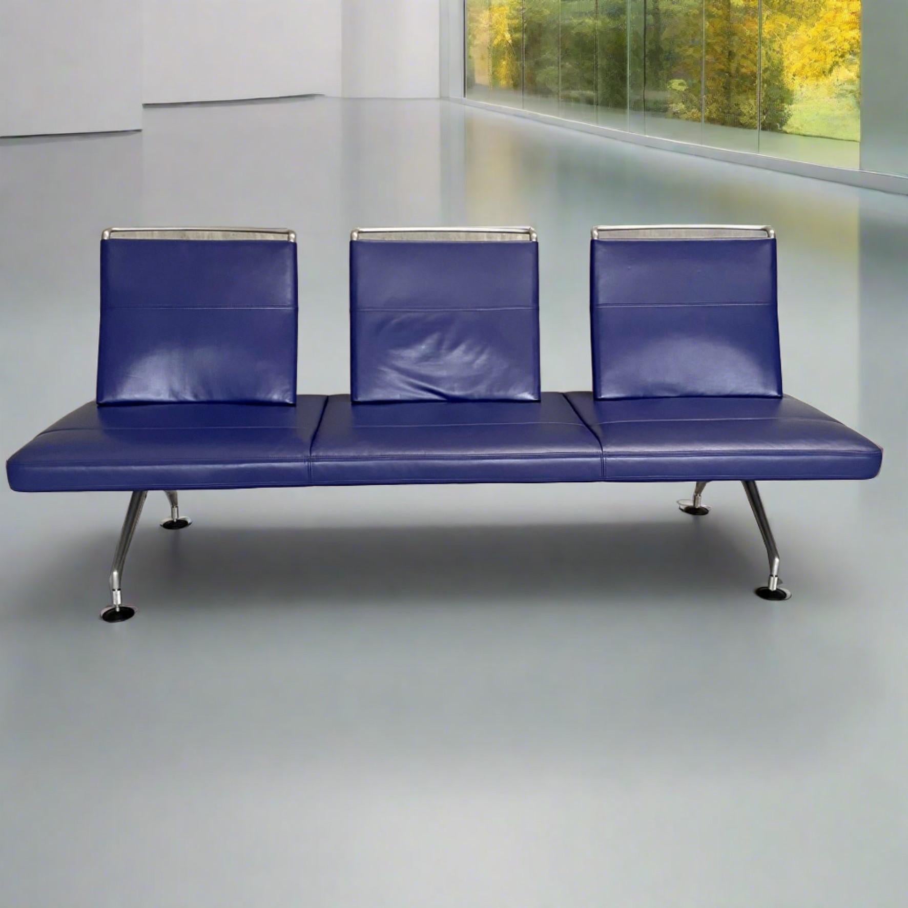 Canapé postmoderne intelligent et de grande qualité conçu en 1990 par le Milanais Antonio Citterio pour Vitra, 