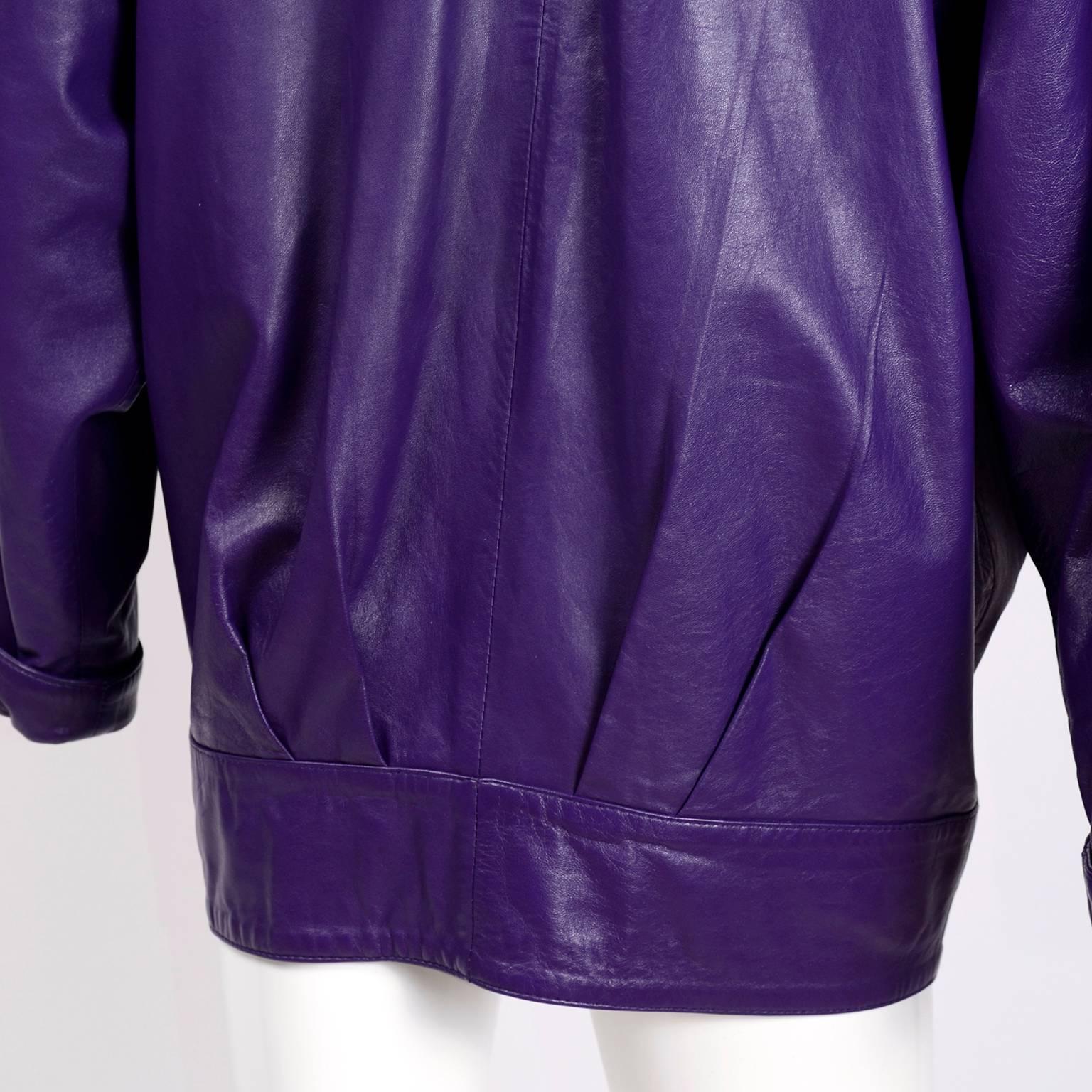 Melek Oversized Purple Leather Coat Jacket with Zip Front and Pockets, 1980s In Excellent Condition In Portland, OR