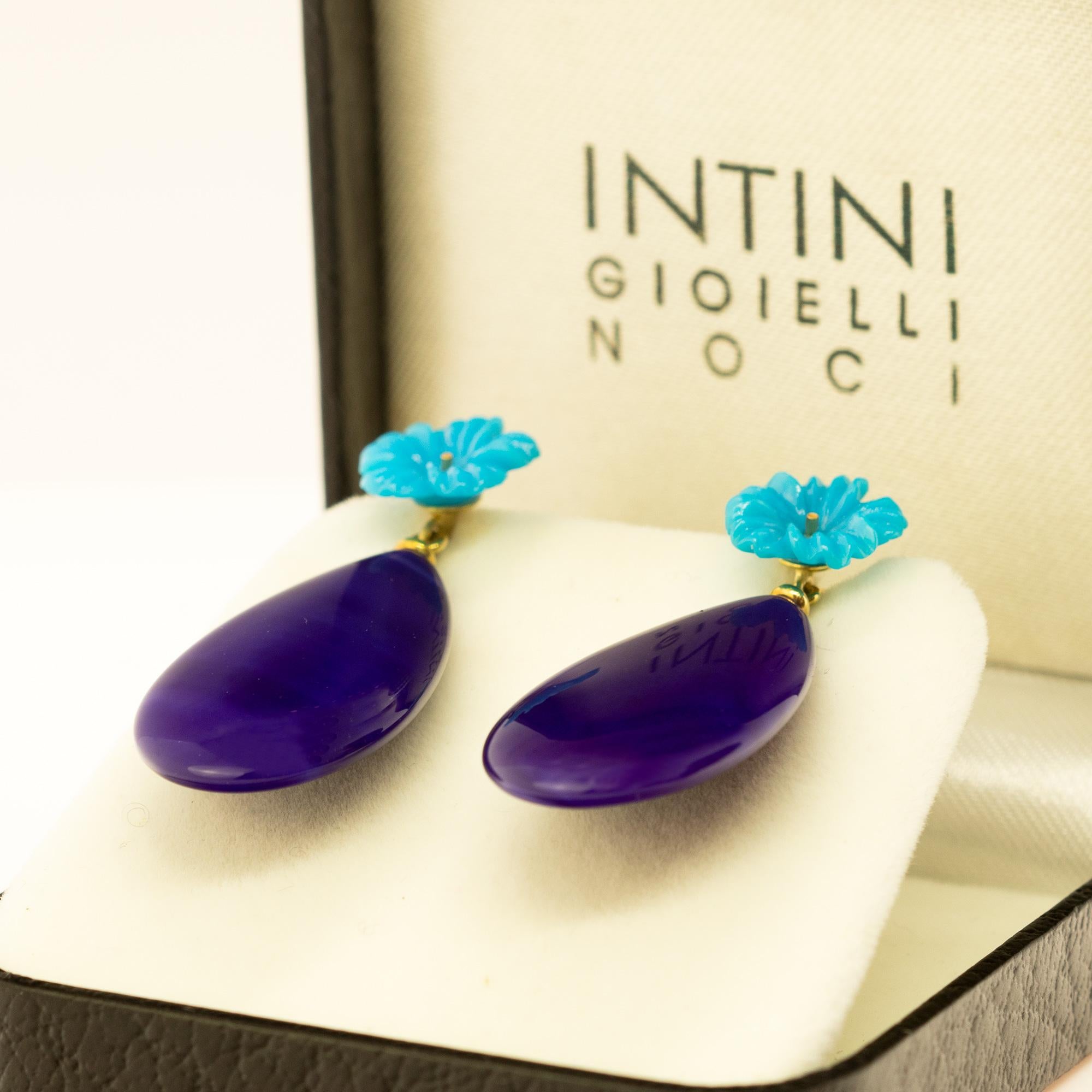 Moderne italienische Tropfenohrringe aus 18 Karat Gold mit lila Achat, natürlicher Türkis im Angebot 3