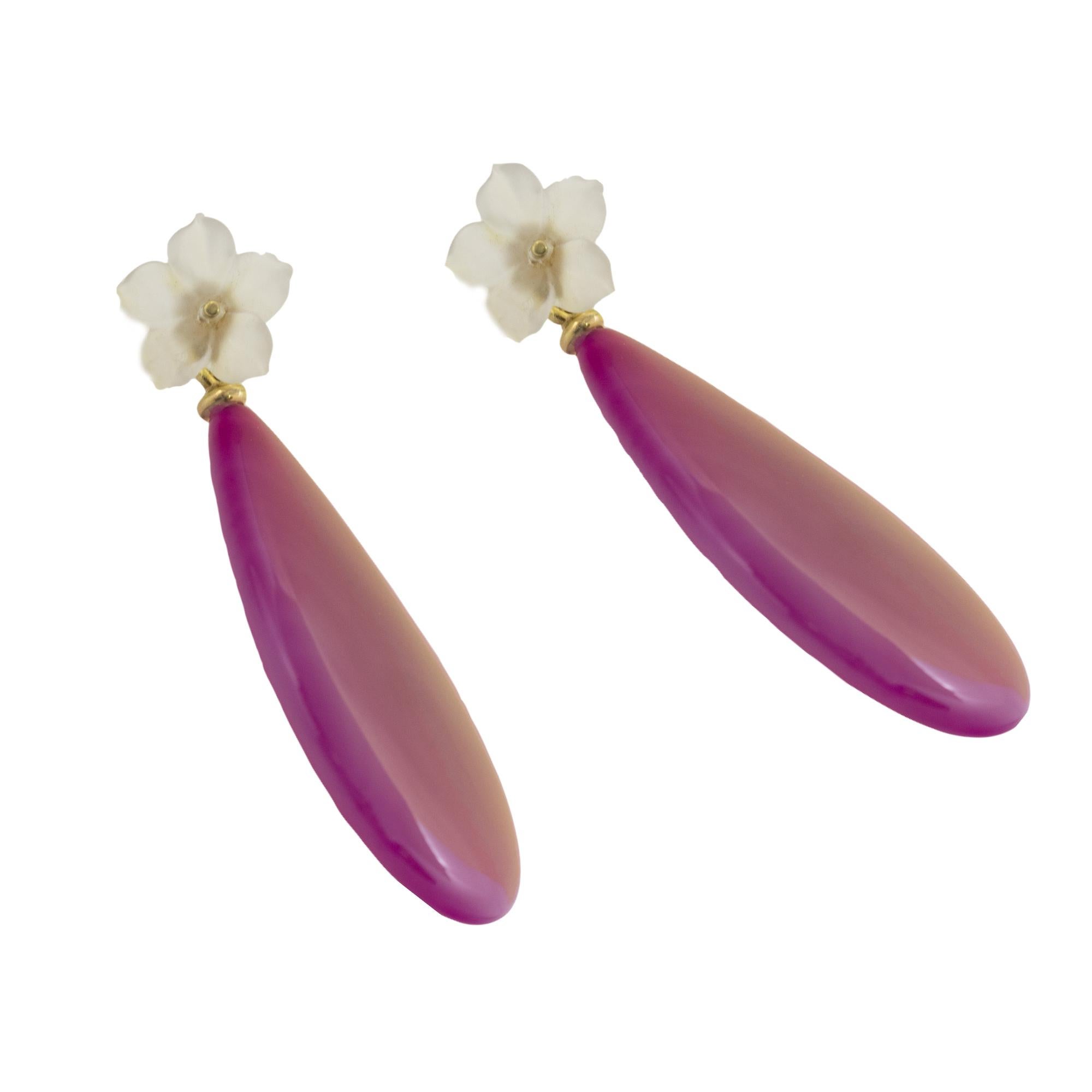 Purple Agate Flower Rock Crystal 18 Karat Gold Drop Modern Italian Earrings In New Condition For Sale In Milano, IT