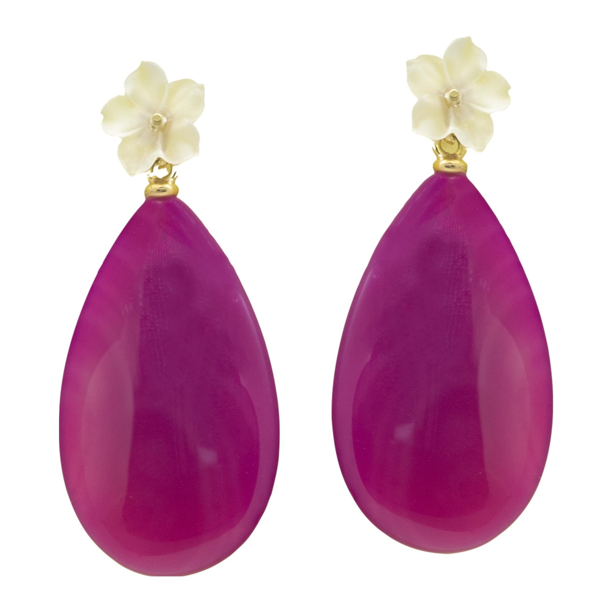 Women's Purple Agate Flower Rock Crystal 18 Karat Gold Drop Modern Italian Earrings For Sale