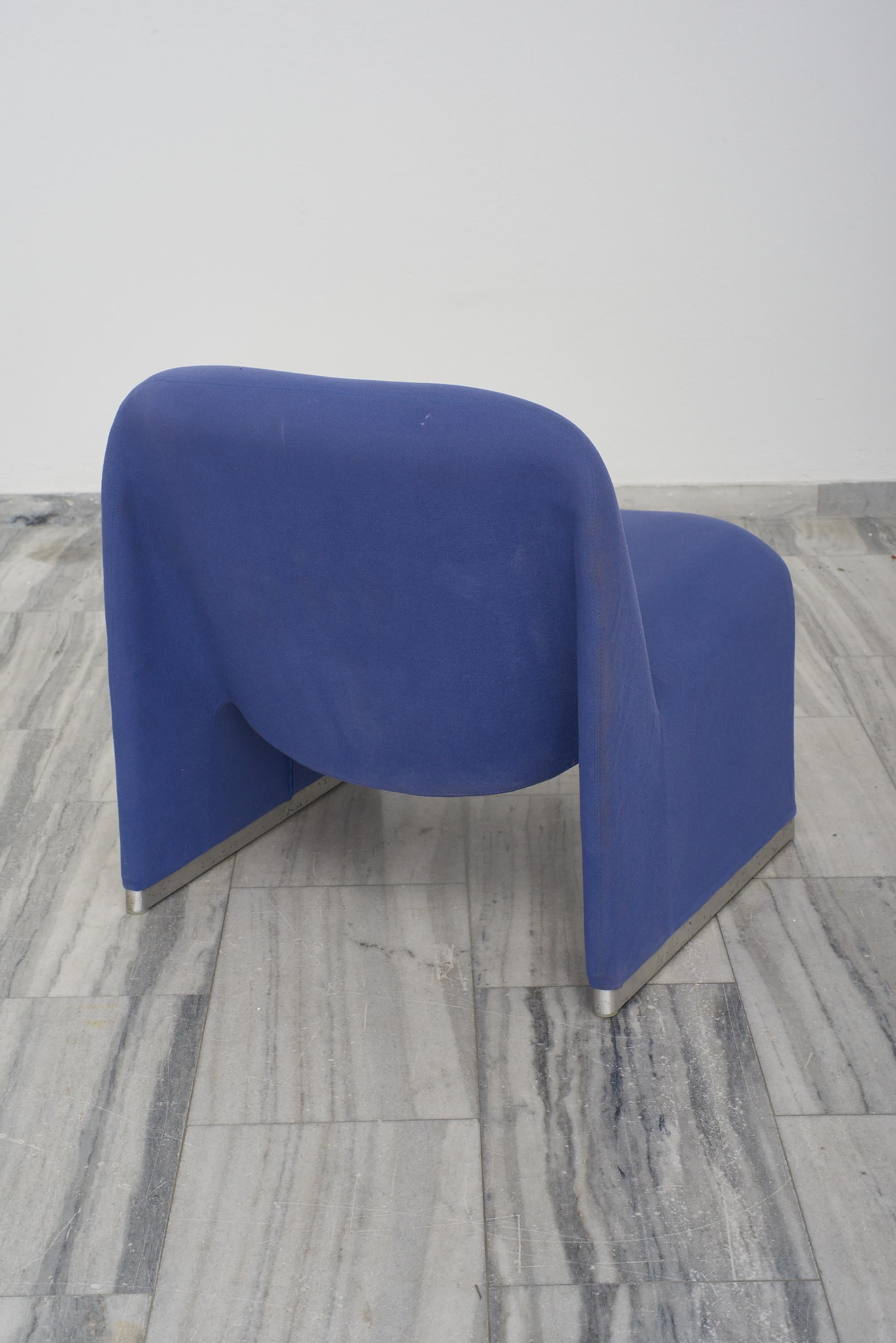 Italian Purple Alky chair by Giancarlo Piretti for Castelli, 1969 For Sale