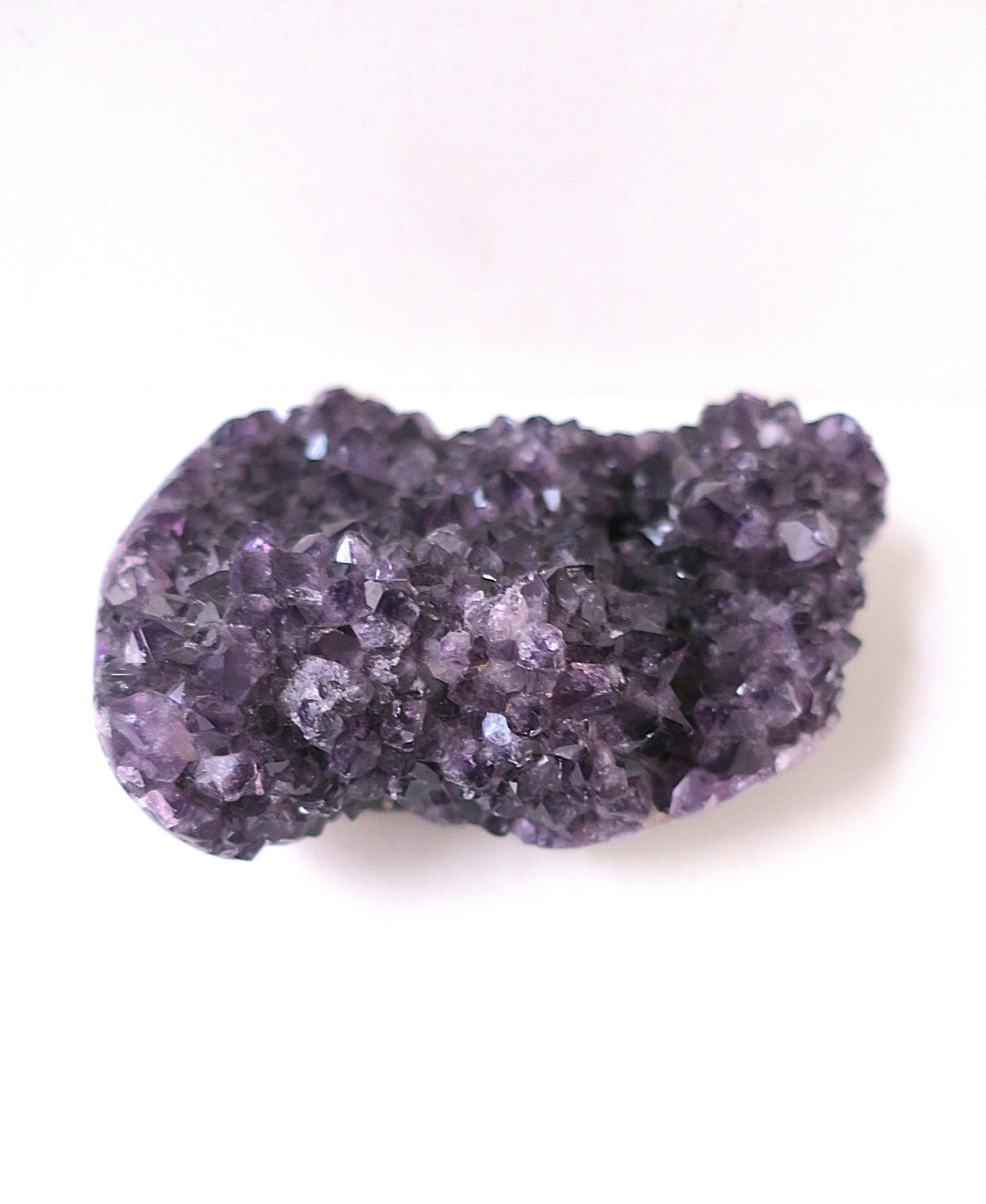 Lila Amethyst Dekoratives Objekt Briefbeschwerer im Angebot 7