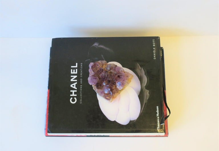 Purple Amethyst Natural Specimen Decorative Object or Paperweight In Good Condition In New York, NY
