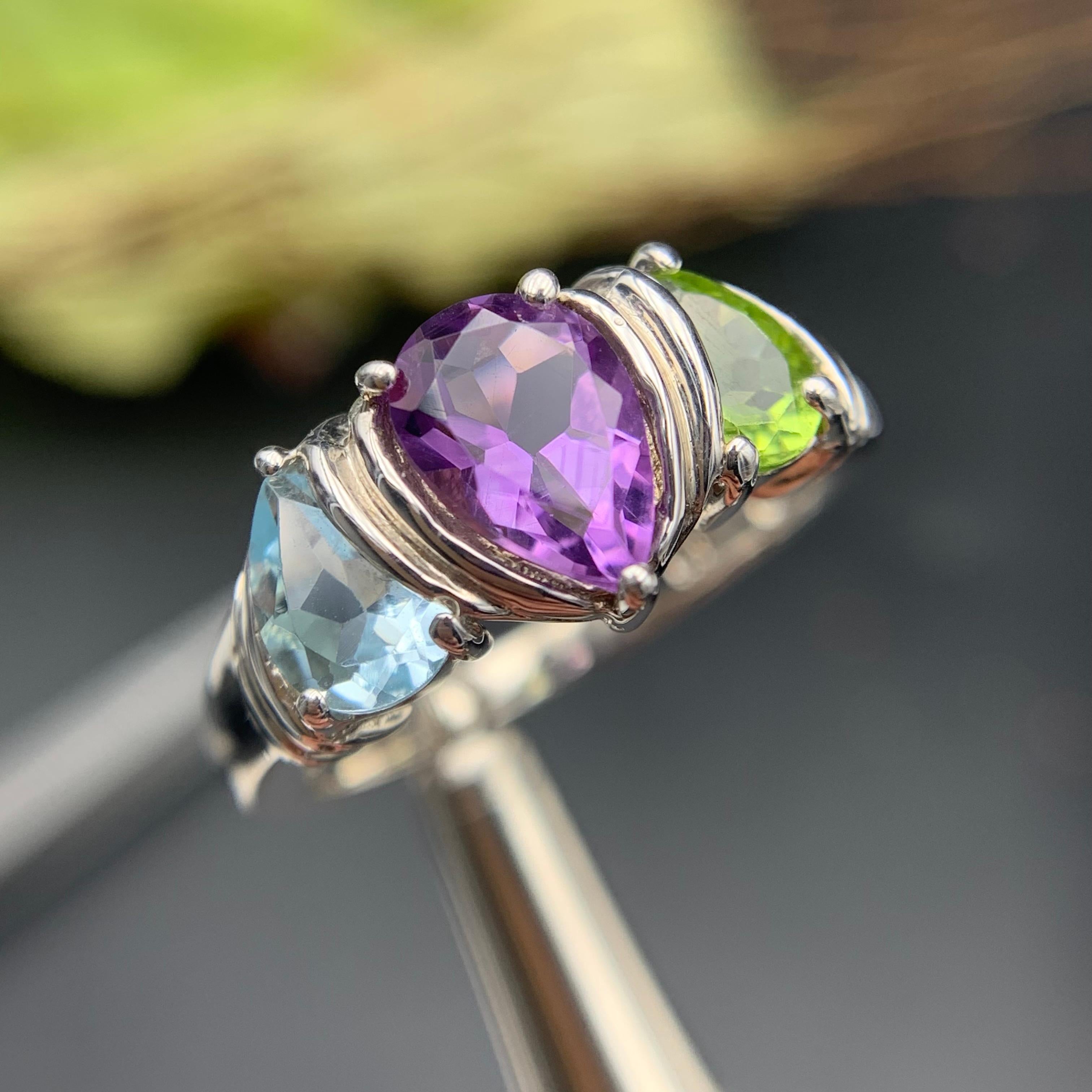 Purple Amethyst Ring with Peridot & Blue Topaz Side Stones Silver Ring  Size 9 For Sale 8