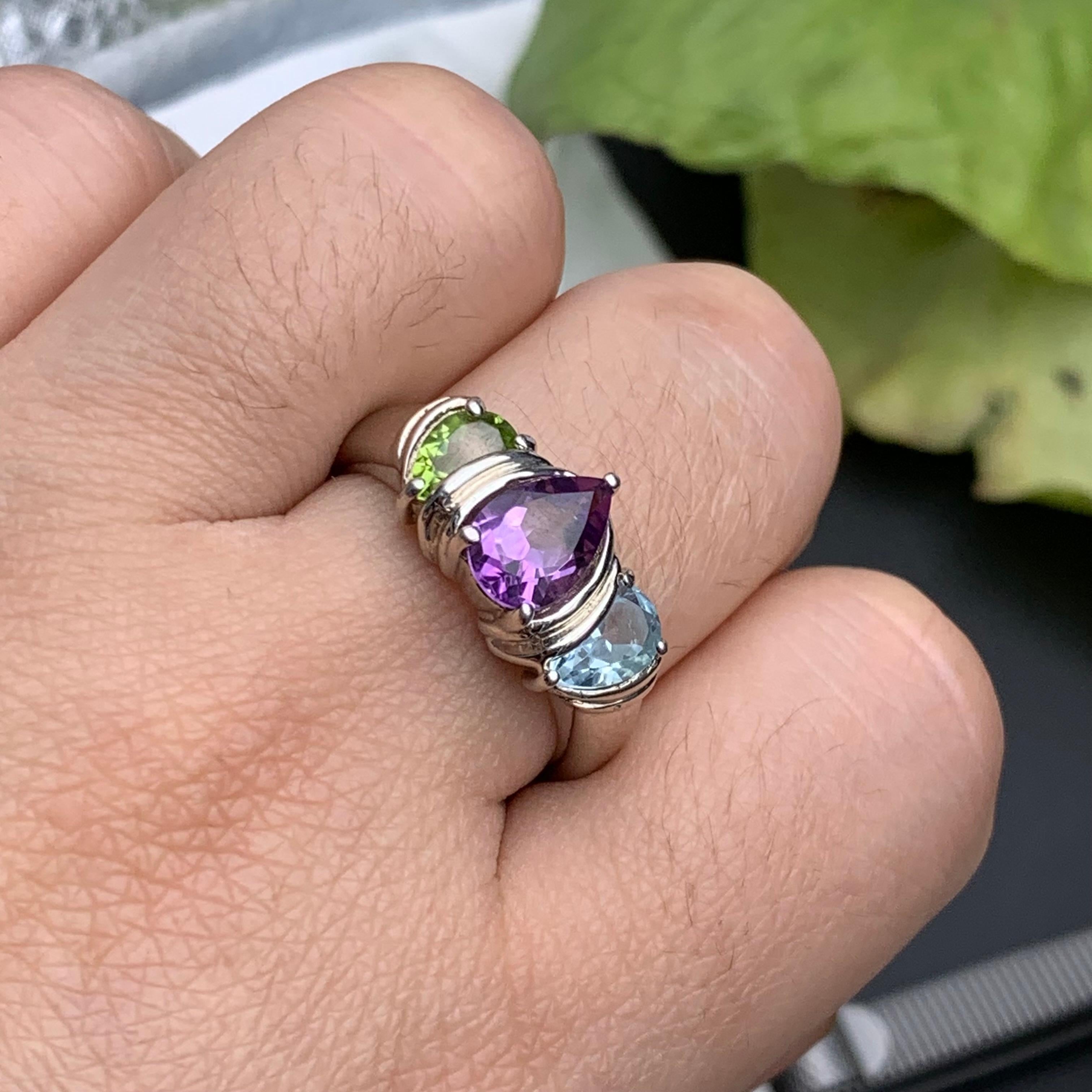 Round Cut Purple Amethyst Ring with Peridot & Blue Topaz Side Stones Silver Ring  Size 9 For Sale