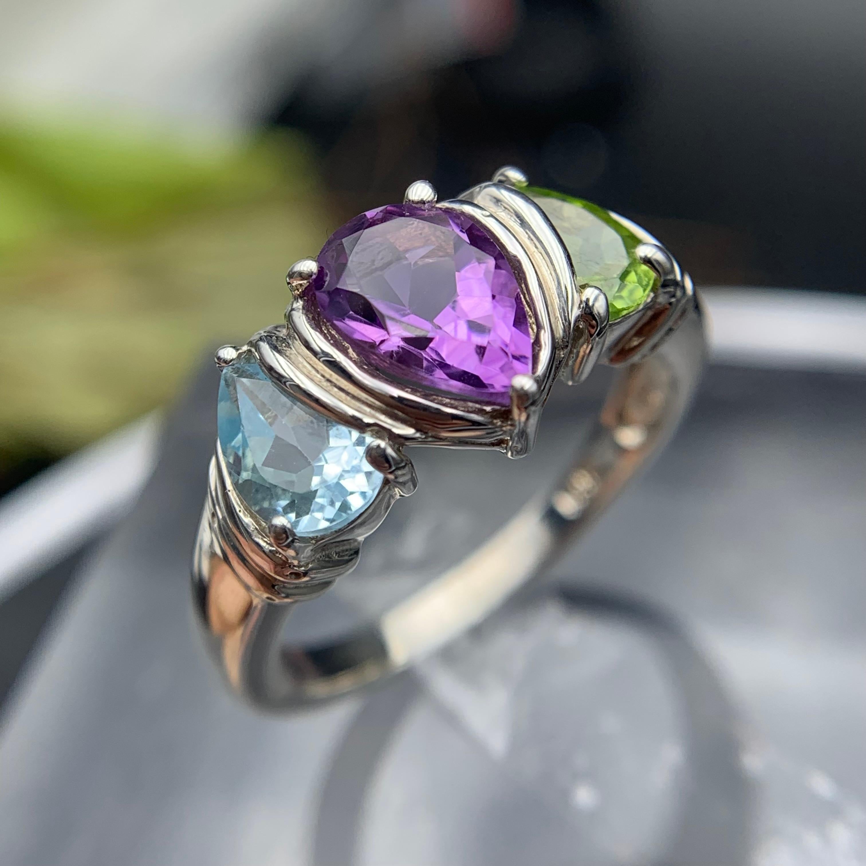 Purple Amethyst Ring with Peridot & Blue Topaz Side Stones Silver Ring  Size 9 For Sale 1