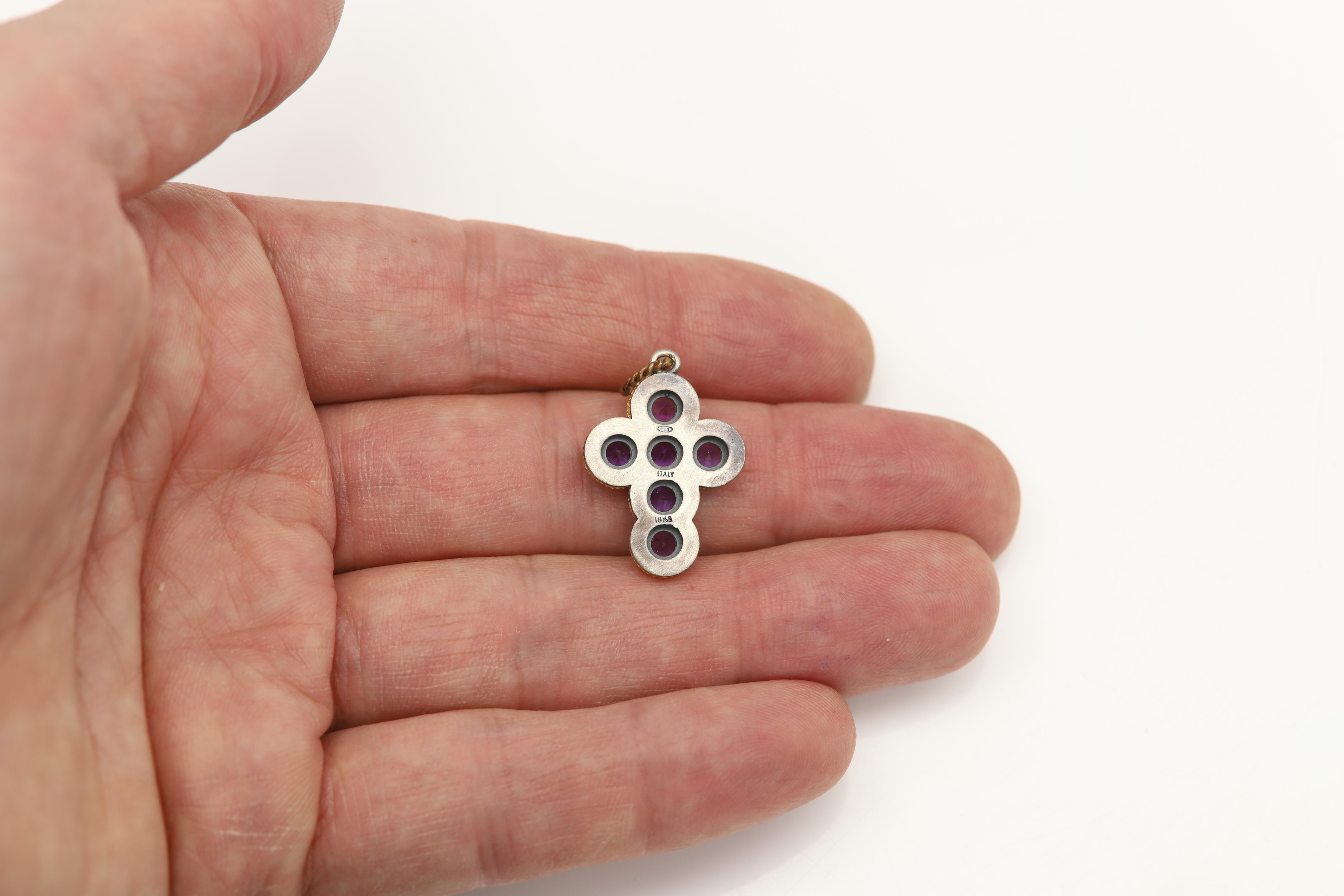 Croce d'epoca con ametista viola in oro bicolore 18 carati e argento sterling In condizioni Nuovo in vendita a Brooklyn, NY