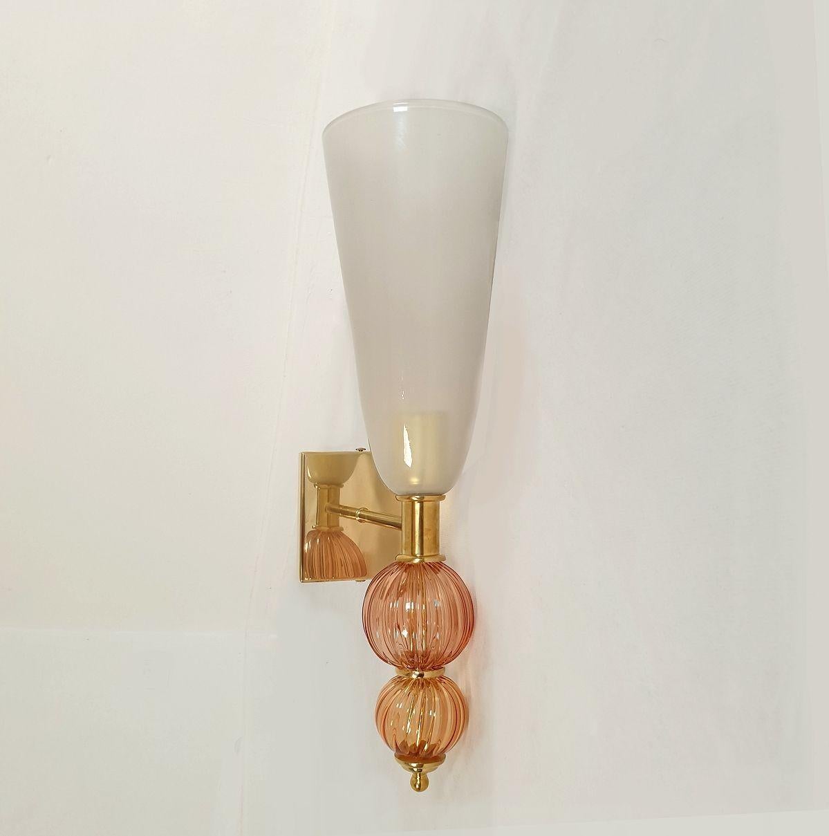 Purple and gray Mid Century Modern Murano sconces In condizioni ottime in vendita a Dallas, TX