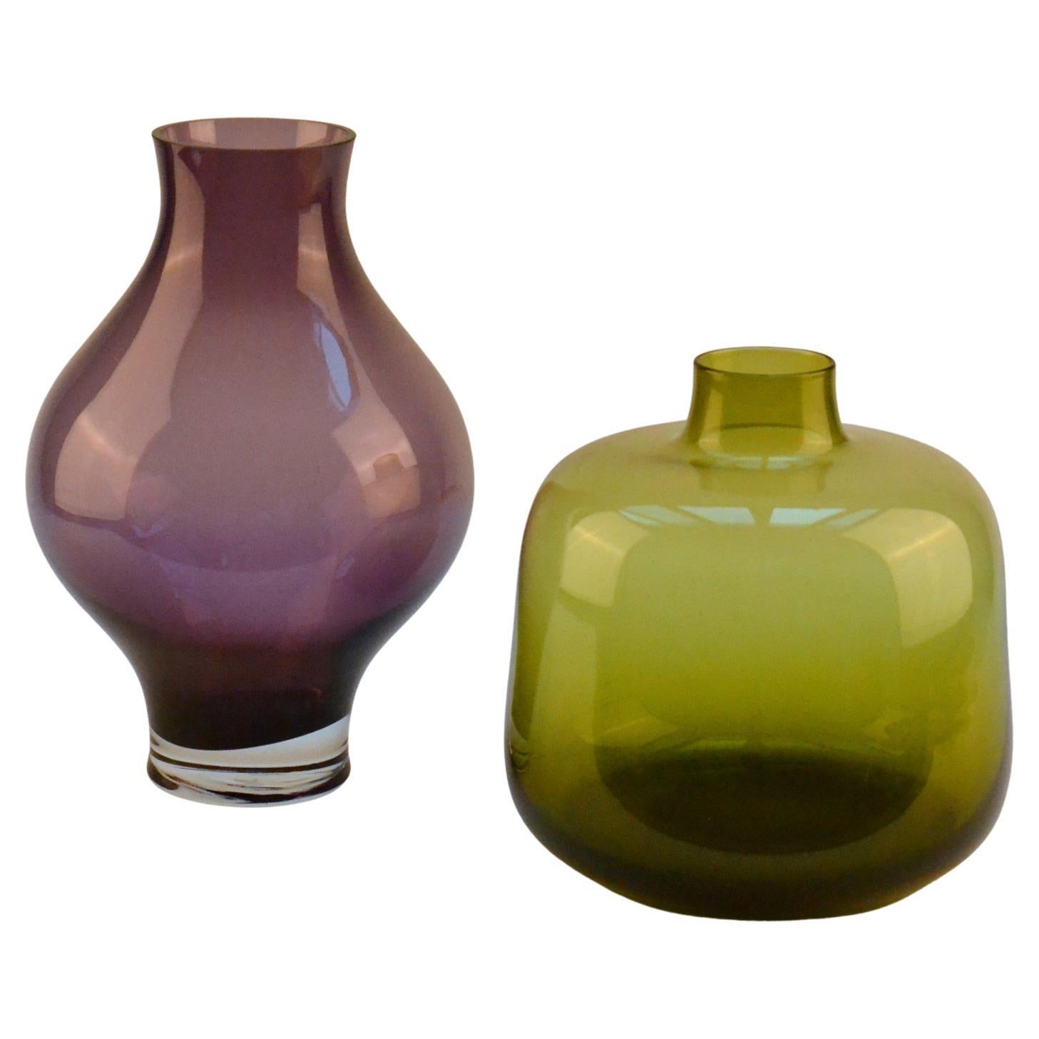 Lila und olivgrüne mundgeblasene Vasen von Leerdam 1960er Jahre im Angebot