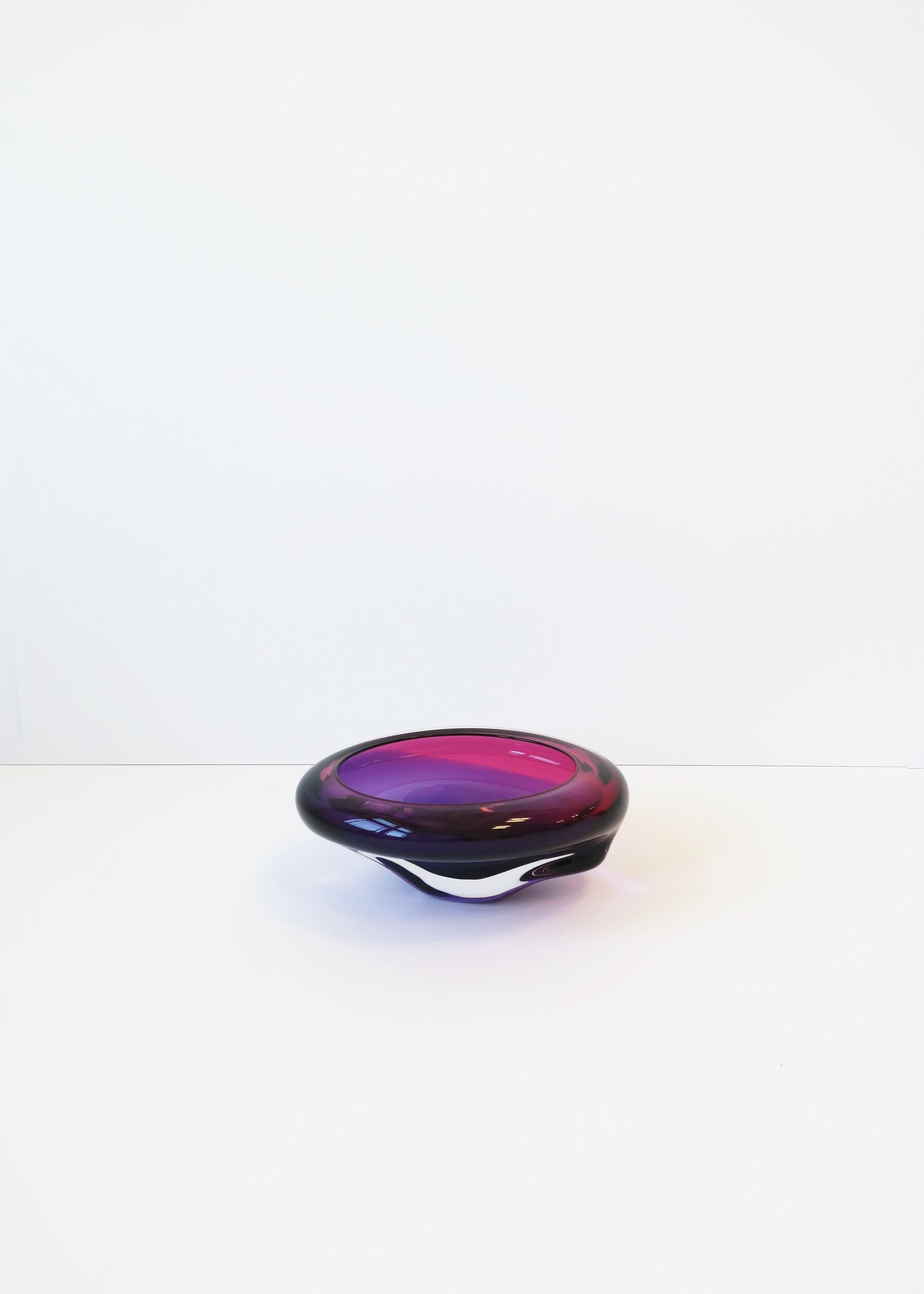 Modern Purple and Pink Art Glass Bowl with Artist Signature In Good Condition In New York, NY