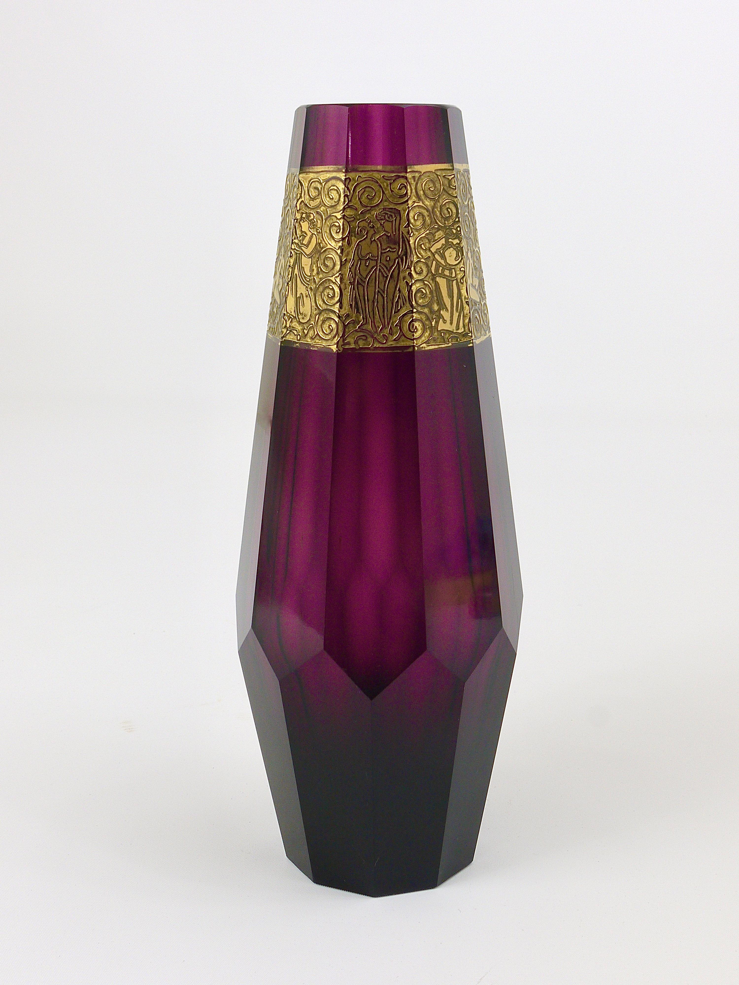 Ludwig Moser, Art déco-Vase aus Amethyst-Kristallglas im Art déco-Stil, Karlsbad/Die Tschechoslowakei, 1920 im Angebot 5