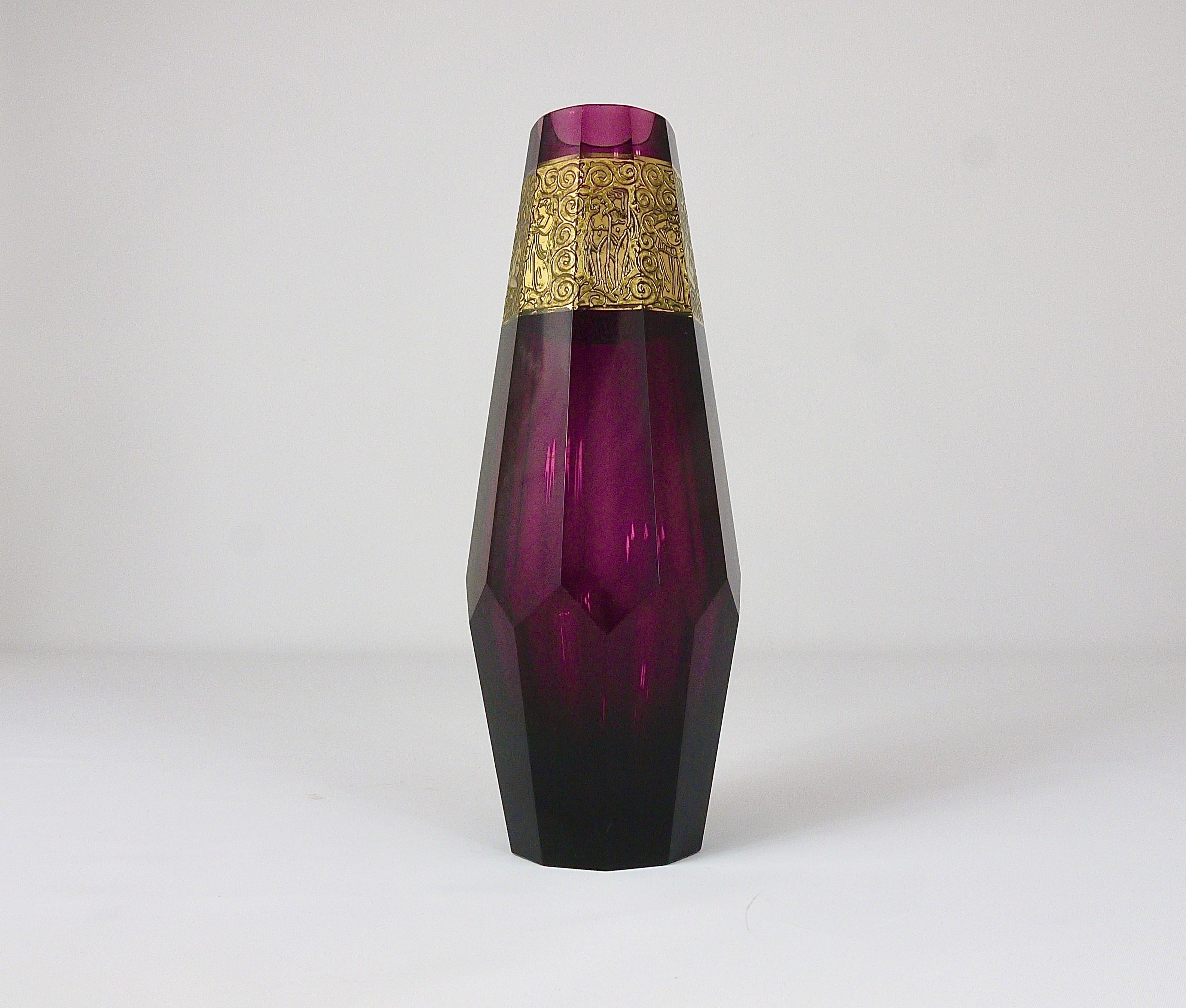 Purple Art Deco Ludwig Moser Karlsbad Crystal Glass Vase, Czechoslovakia, 1920s 2